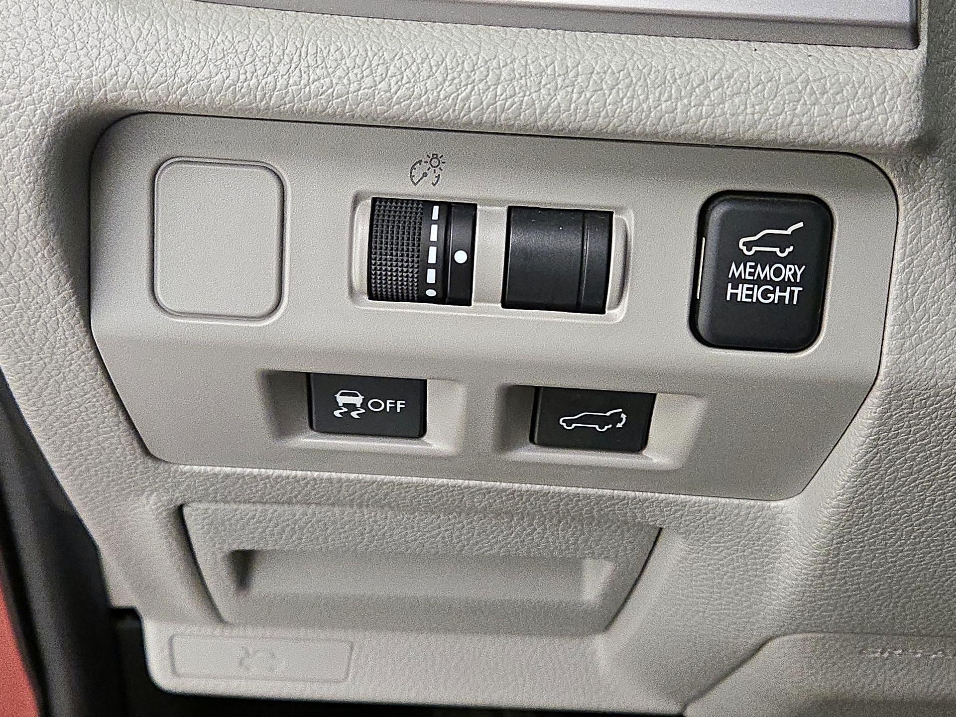 Thumbnail: 2016 Subaru Forester - 13