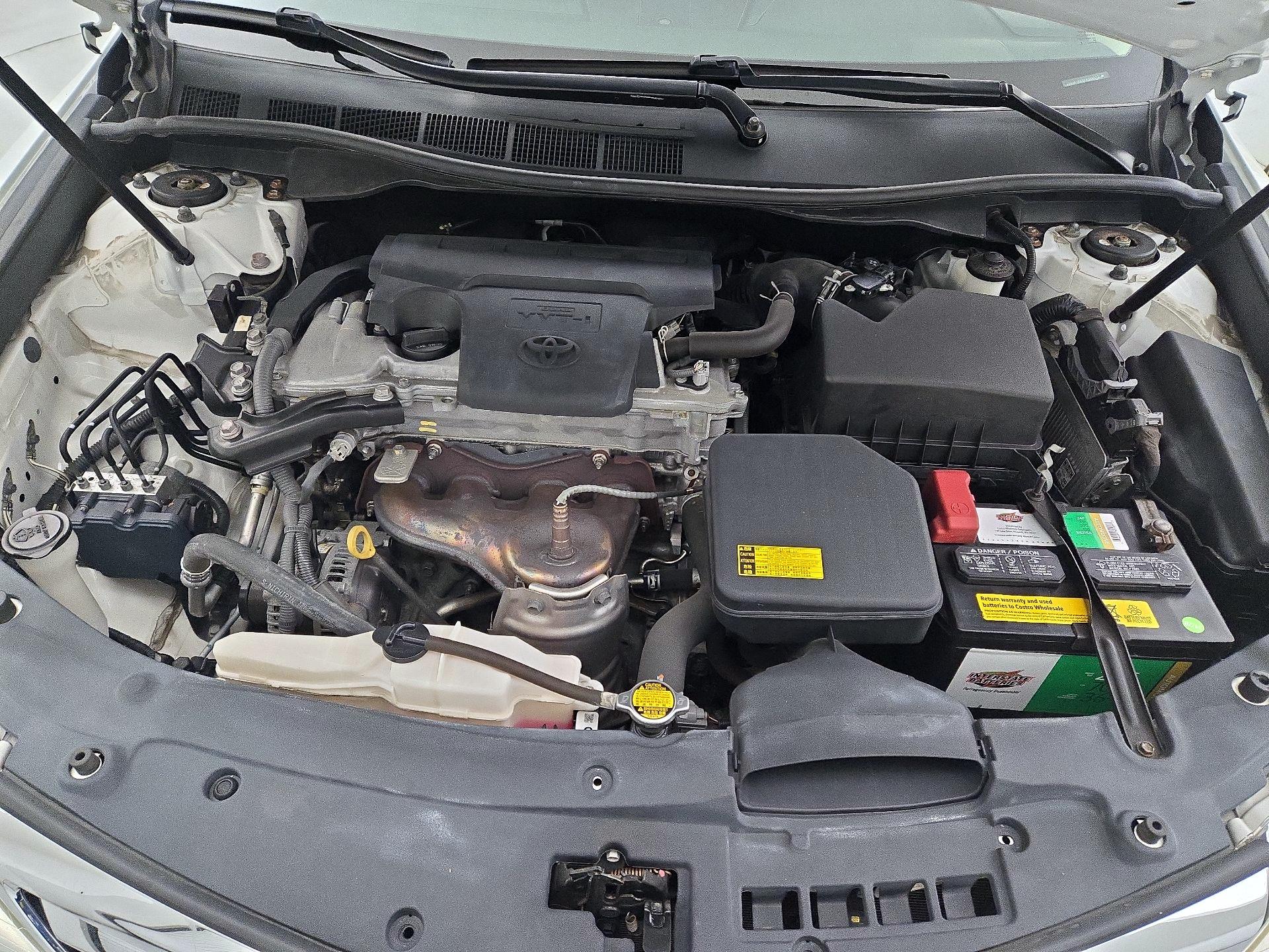 Thumbnail: 2014 Toyota Camry - 18