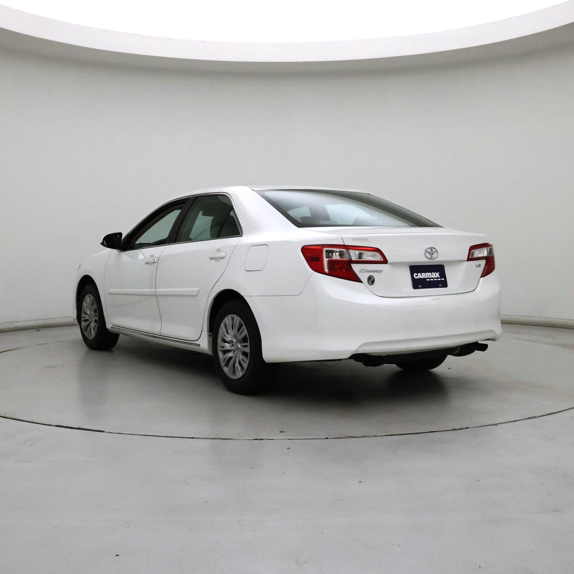 Thumbnail: 2014 Toyota Camry - 2