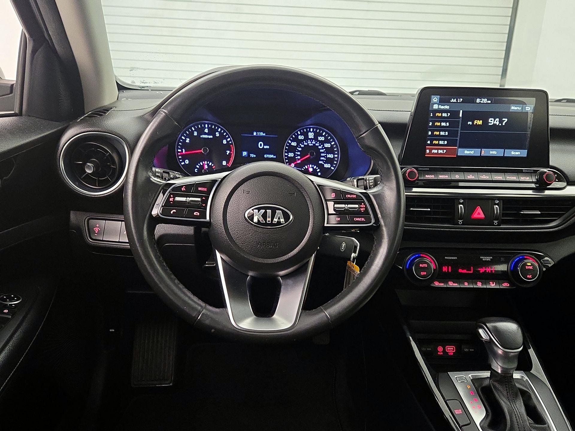 Thumbnail: 2019 Kia Forte - 10