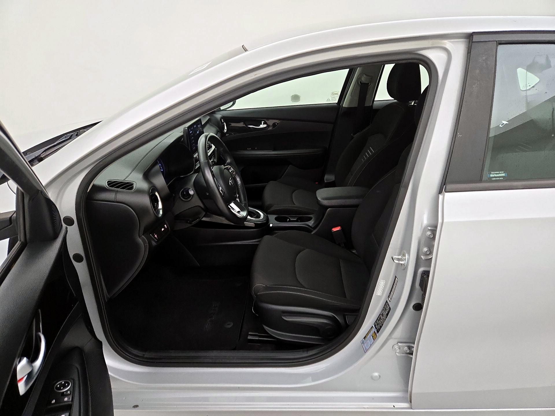 Thumbnail: 2019 Kia Forte - 11