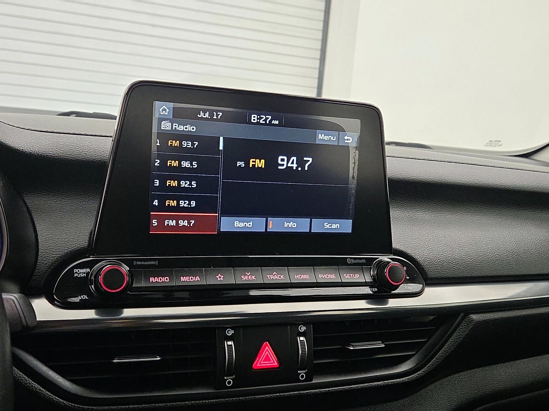 Thumbnail: 2019 Kia Forte - 15