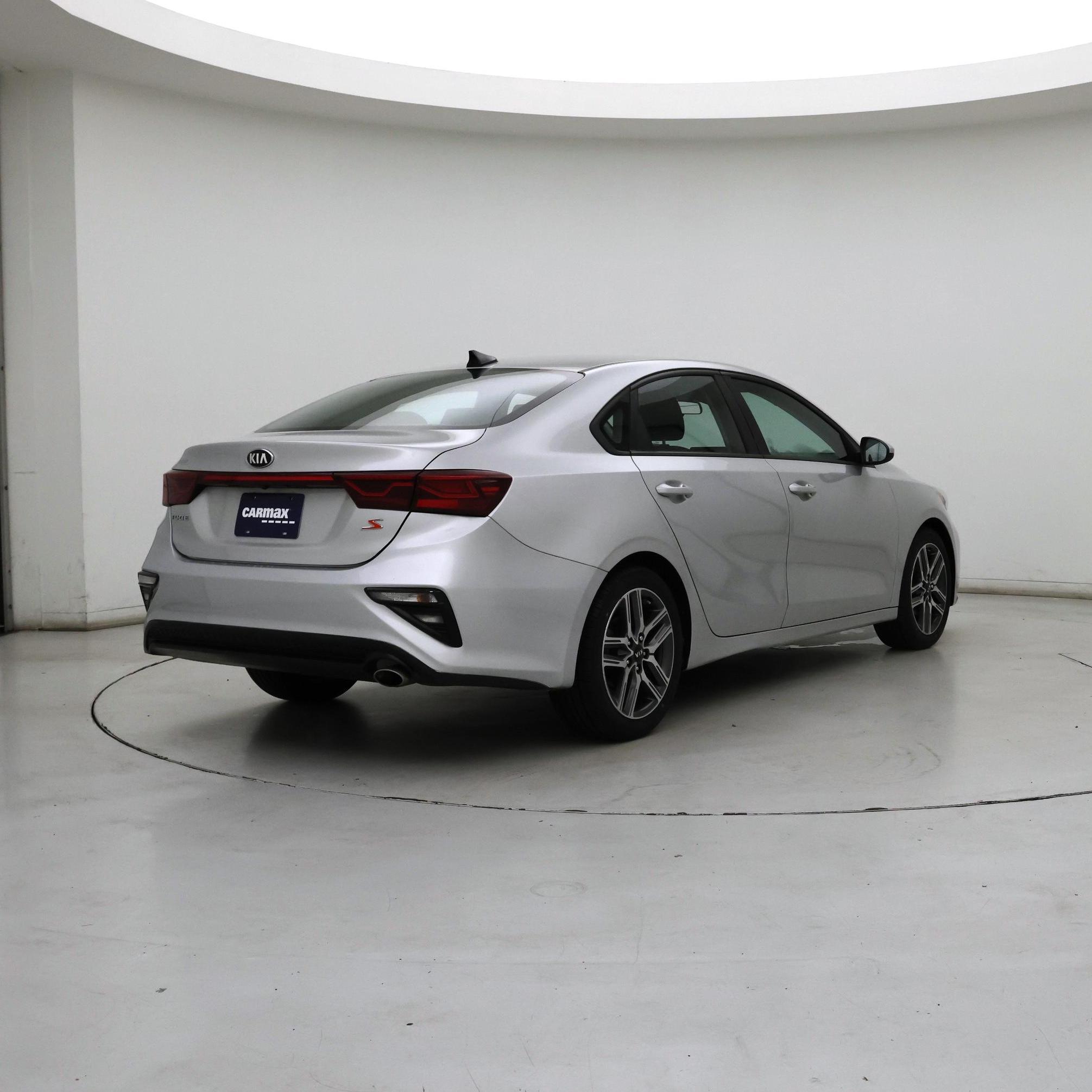 Thumbnail: 2019 Kia Forte - 8