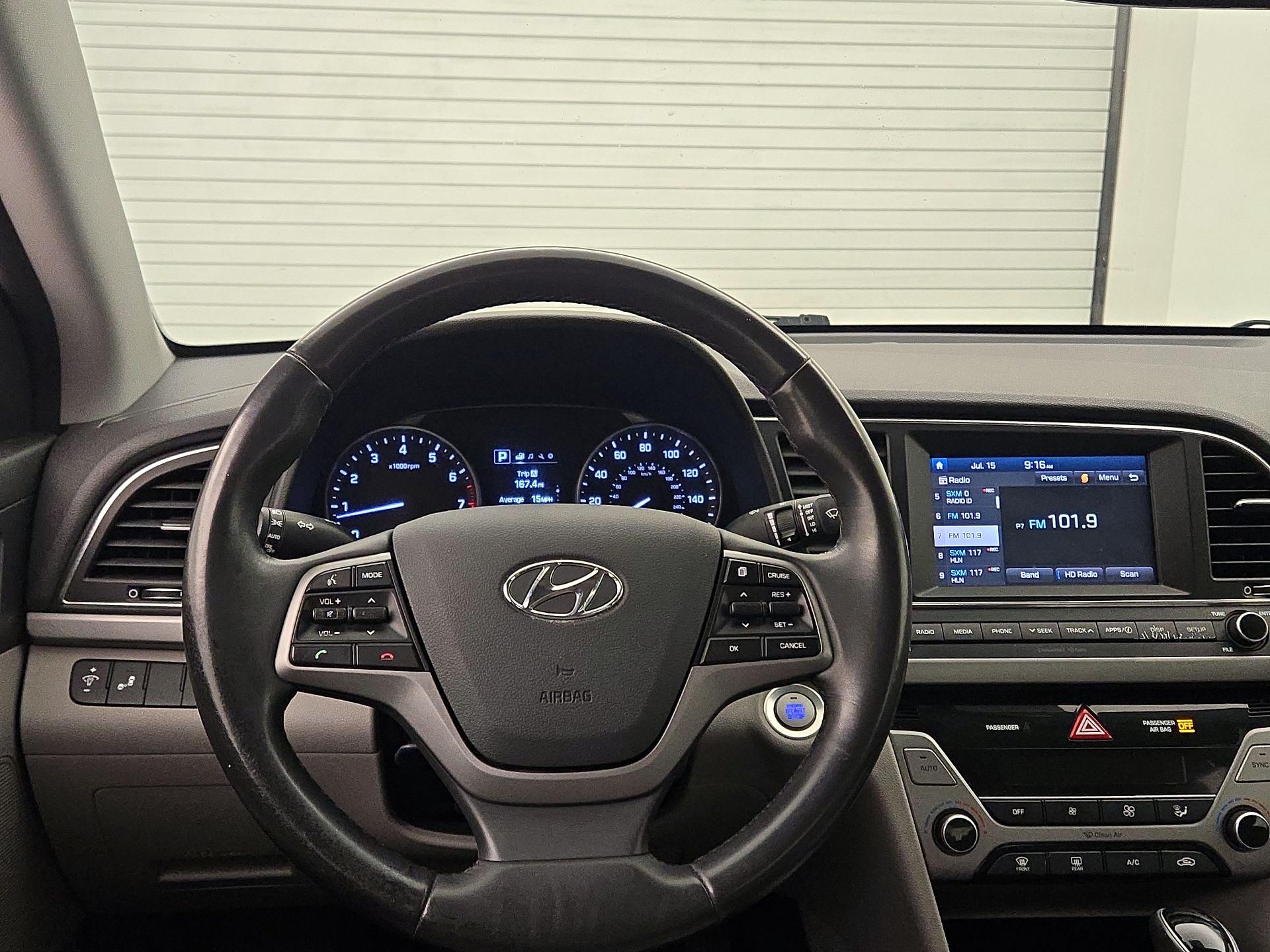 Thumbnail: 2018 Hyundai Elantra - 10