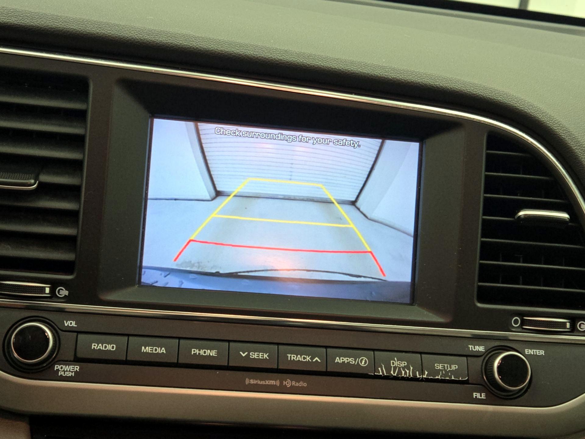 Thumbnail: 2018 Hyundai Elantra - 14