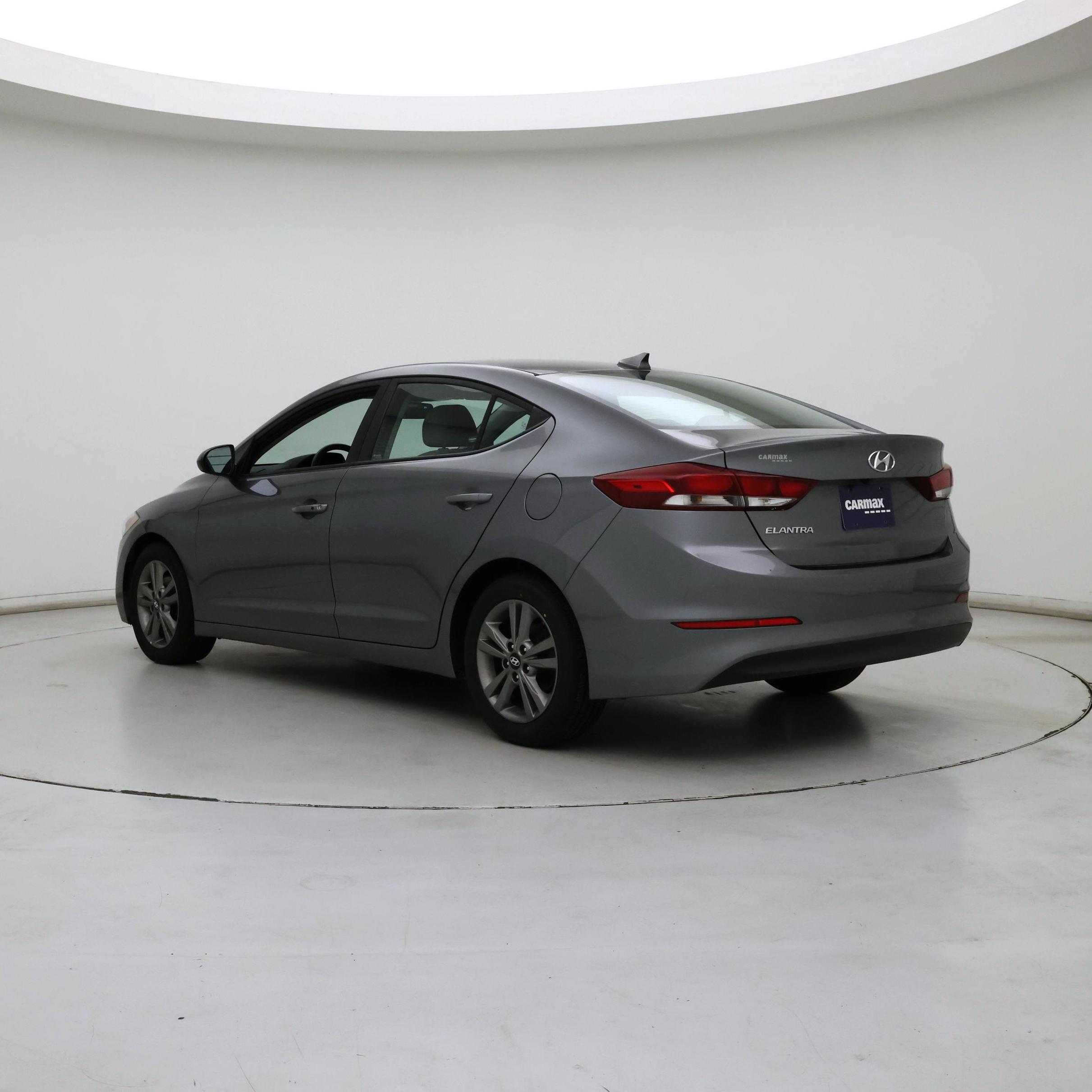 Thumbnail: 2018 Hyundai Elantra - 2