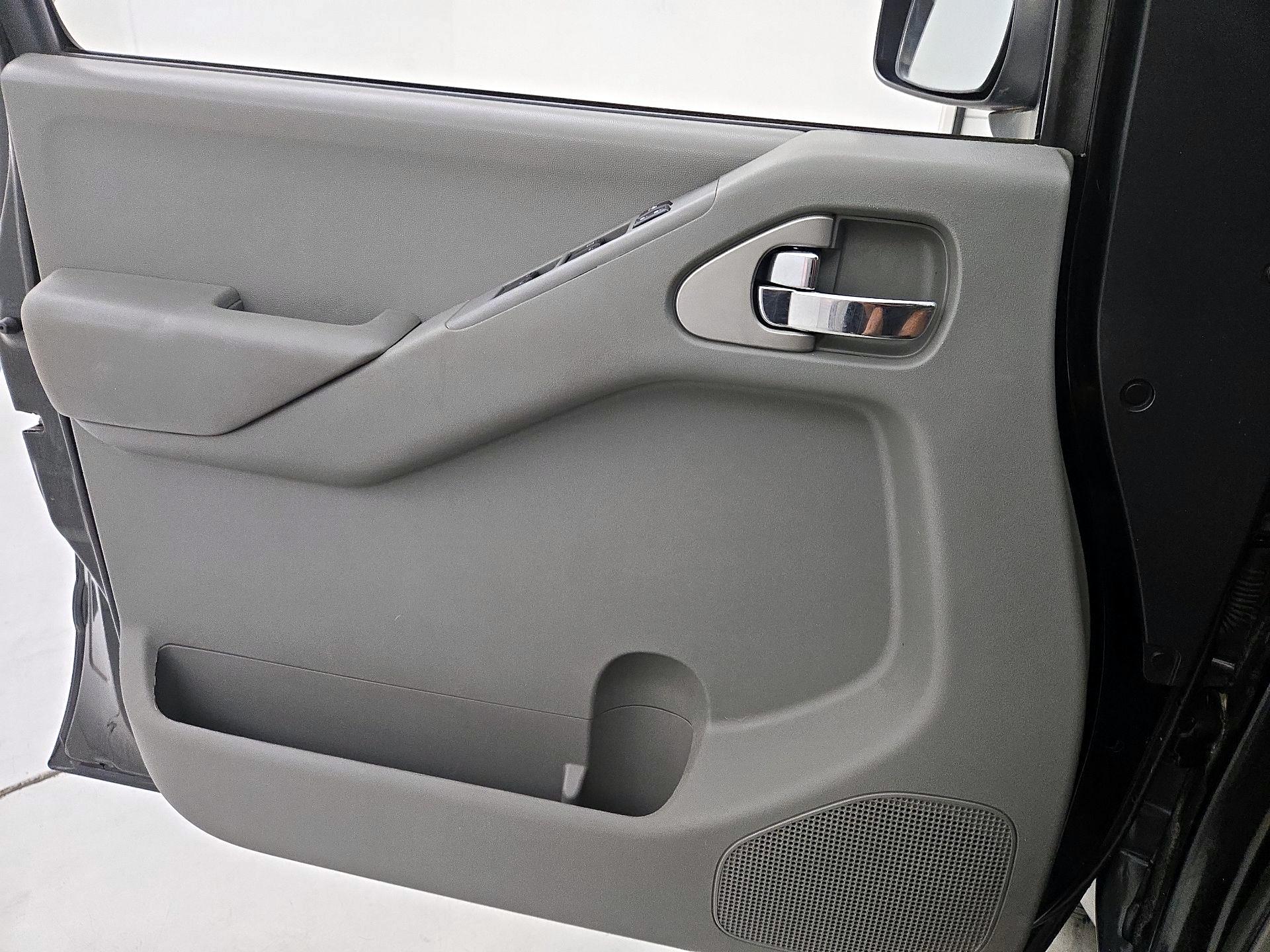 Thumbnail: 2014 Nissan Frontier - 12