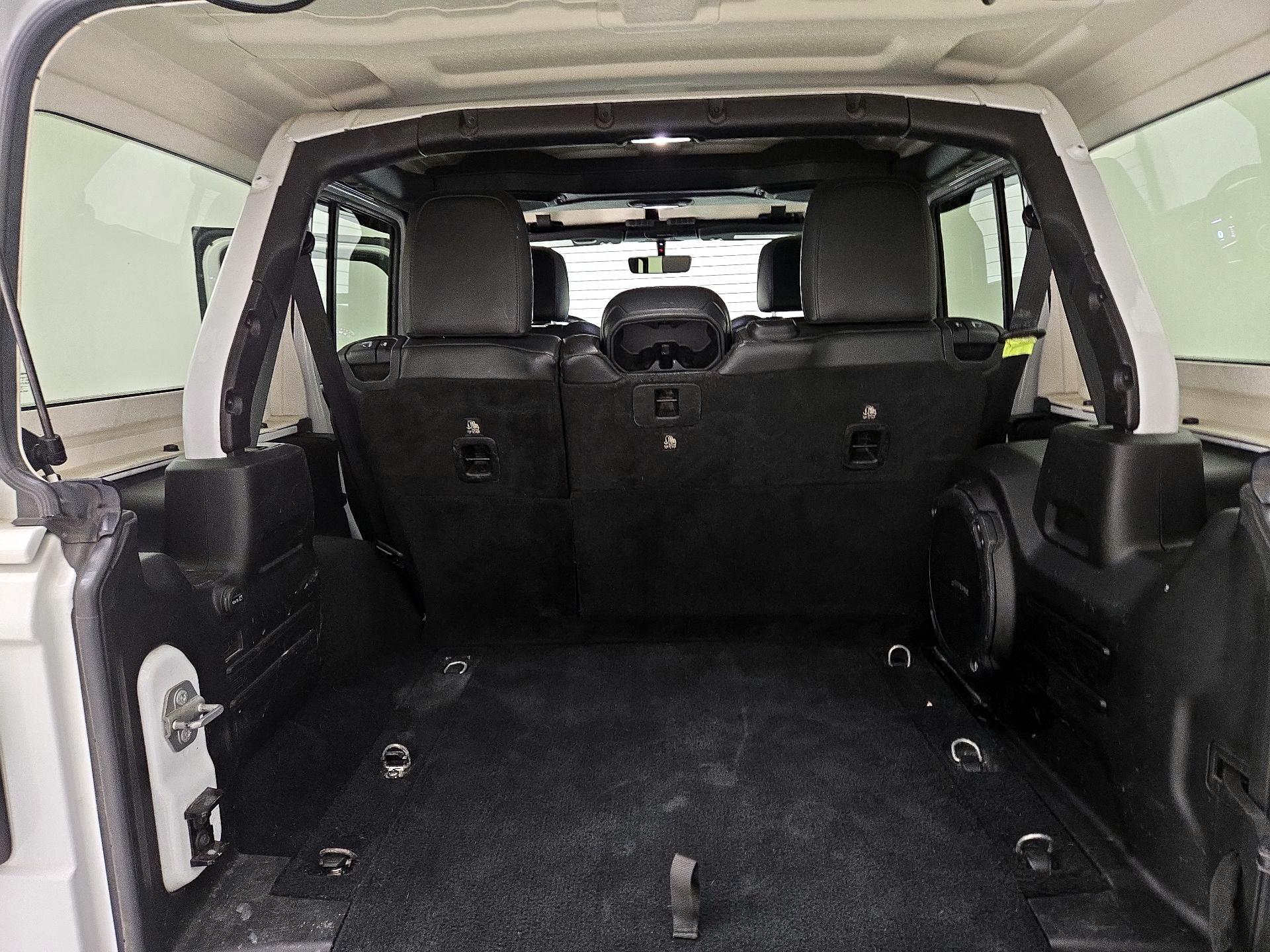 Thumbnail: 2018 Jeep Wrangler - 20