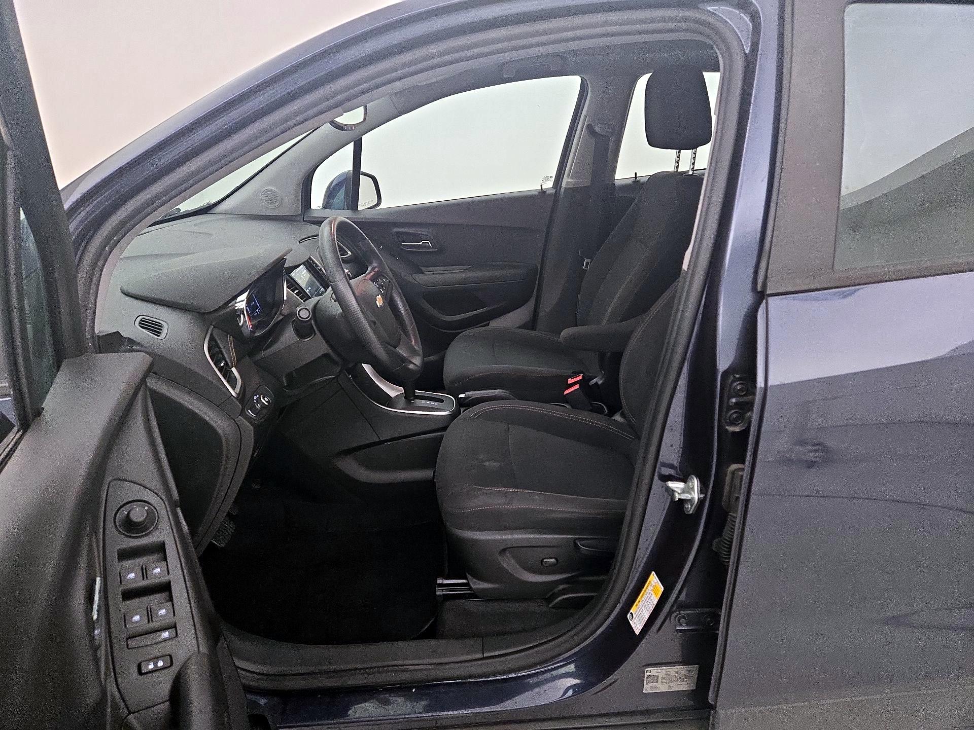 Thumbnail: 2019 Chevrolet Trax - 11