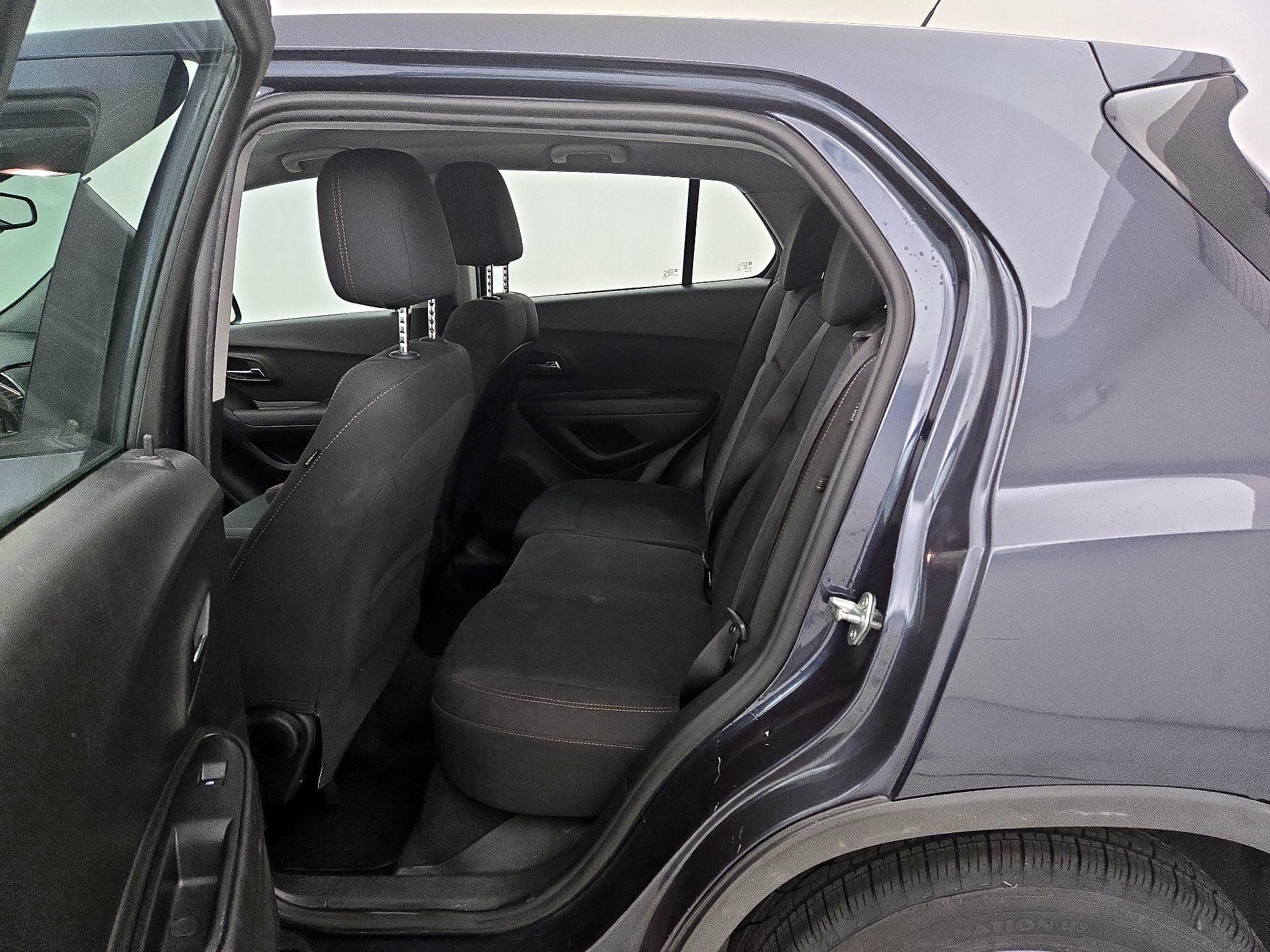 Thumbnail: 2019 Chevrolet Trax - 18