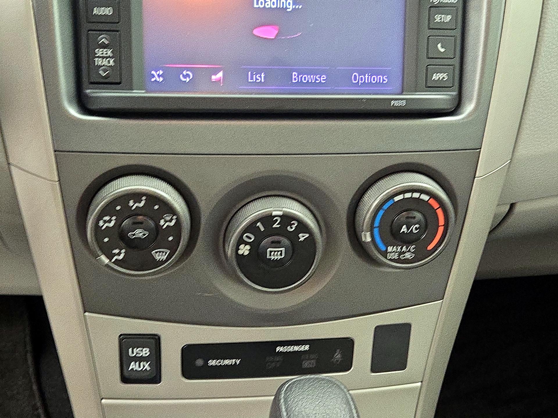 Thumbnail: 2013 Toyota Corolla - 14