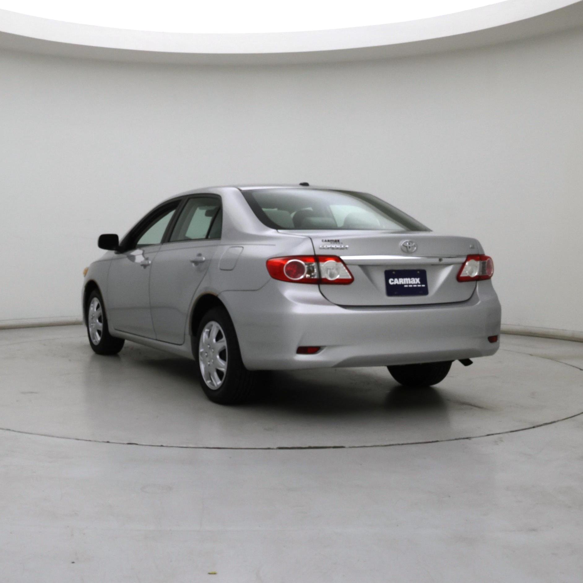 Thumbnail: 2013 Toyota Corolla - 2
