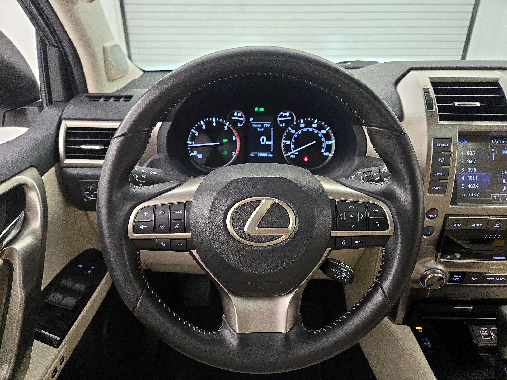 Thumbnail: 2021 Lexus GX - 10