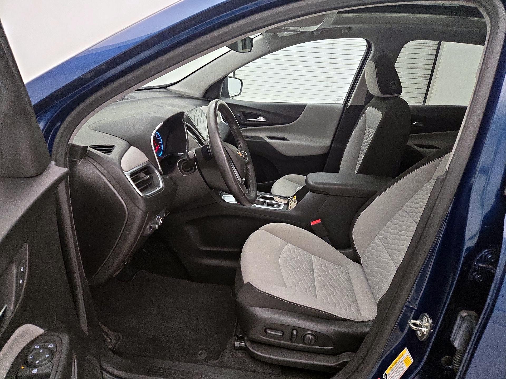 Thumbnail: 2019 Chevrolet Equinox - 11