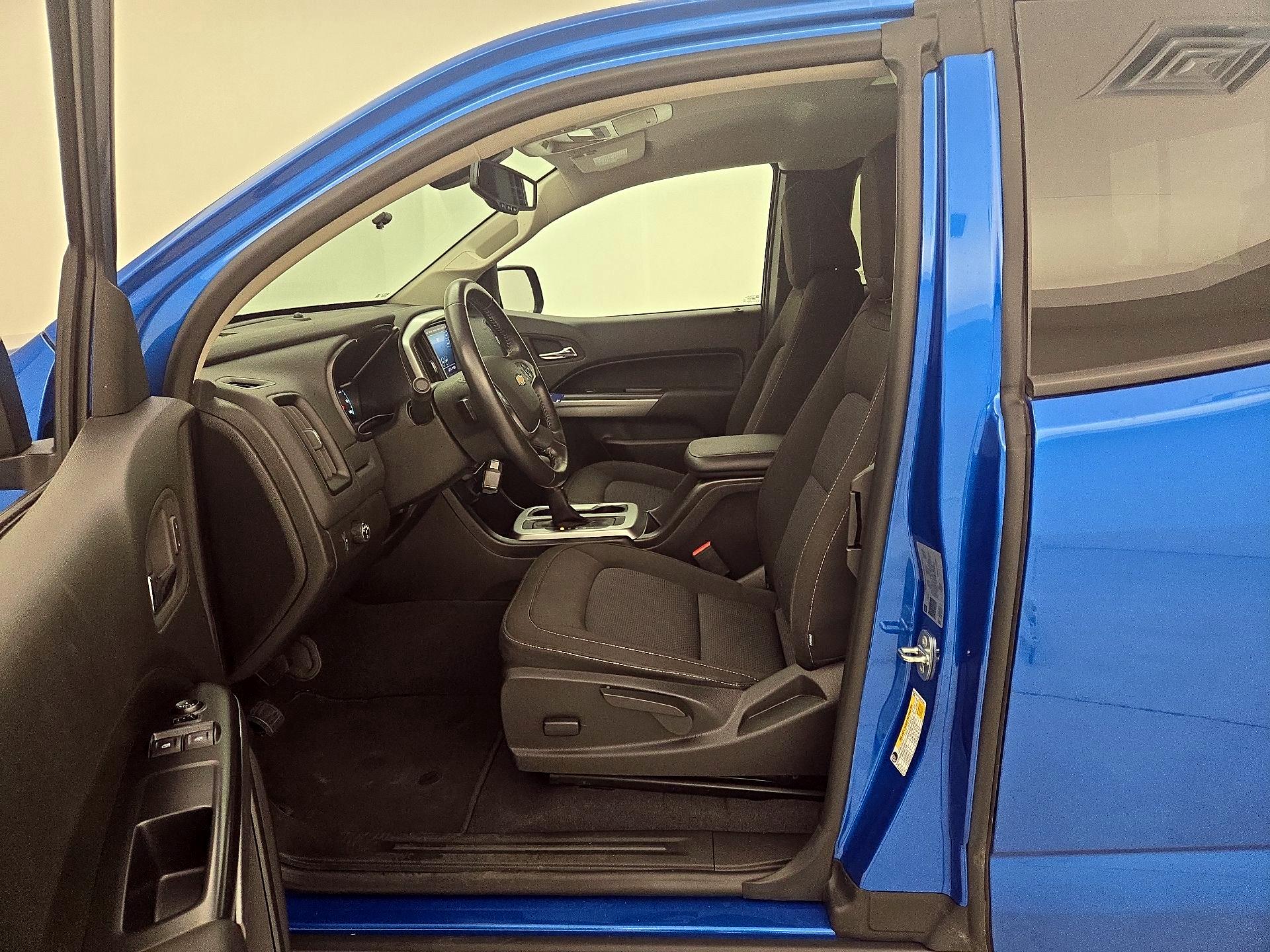 Thumbnail: 2022 Chevrolet Colorado - 11