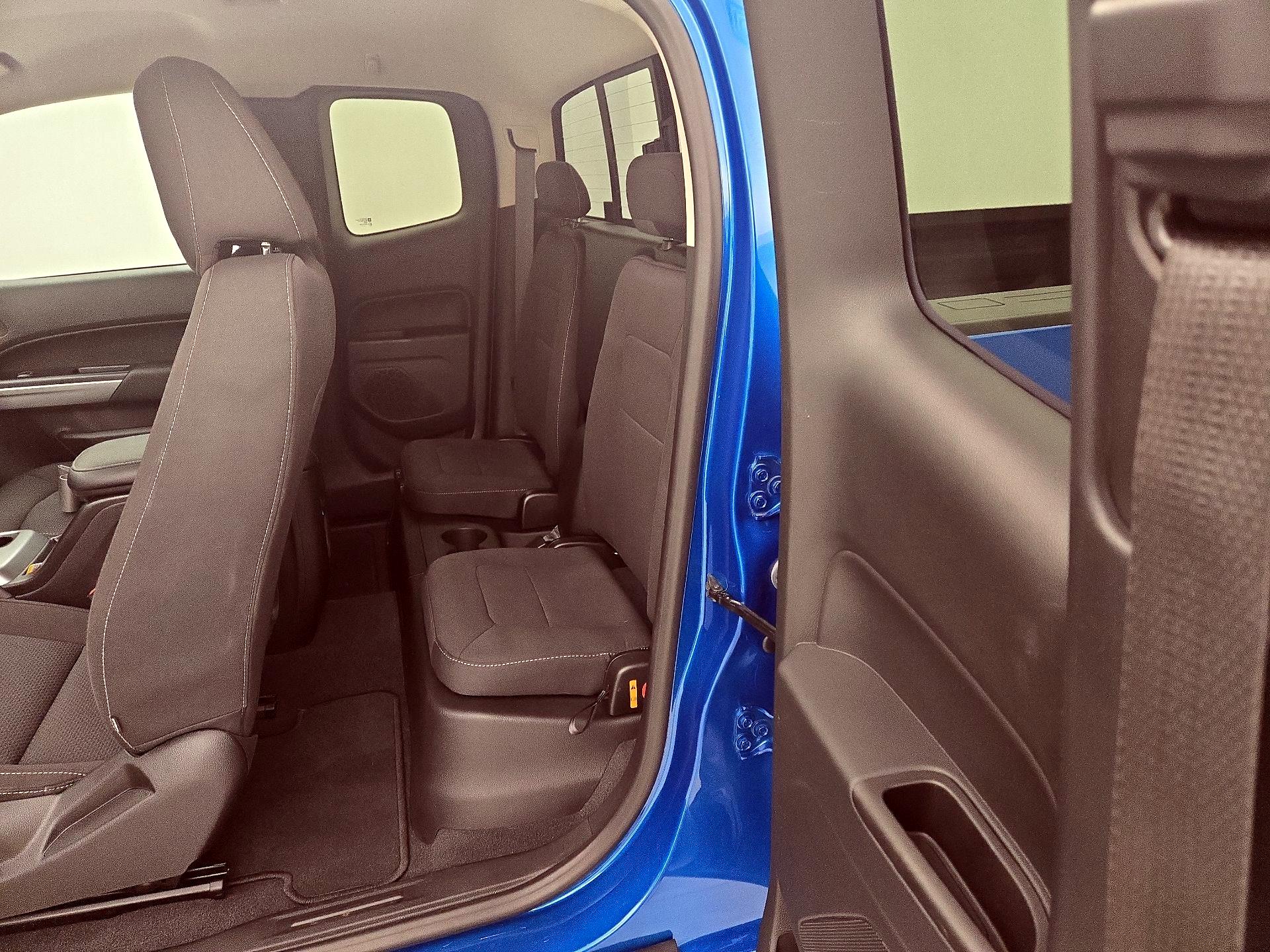 Thumbnail: 2022 Chevrolet Colorado - 19