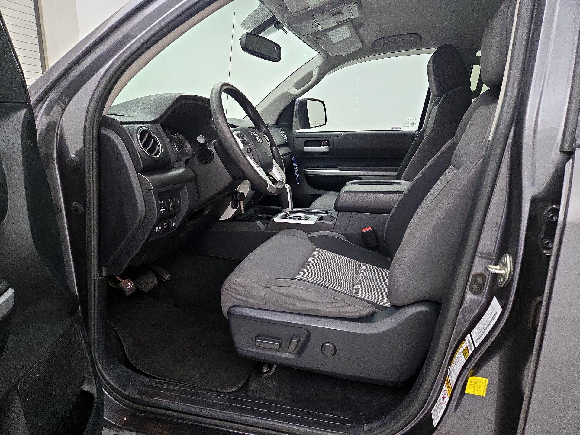Thumbnail: 2016 Toyota Tundra - 11