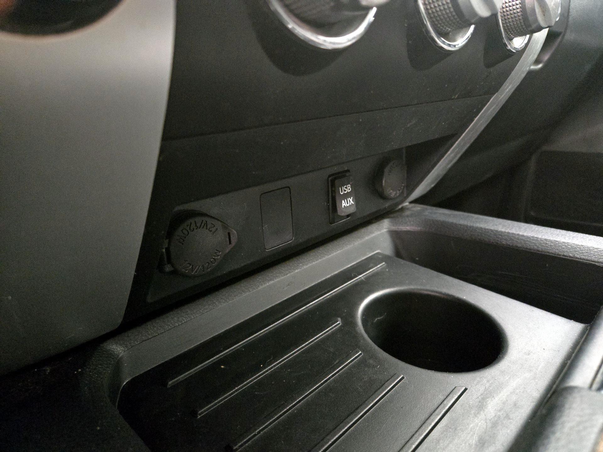 Thumbnail: 2016 Toyota Tundra - 18