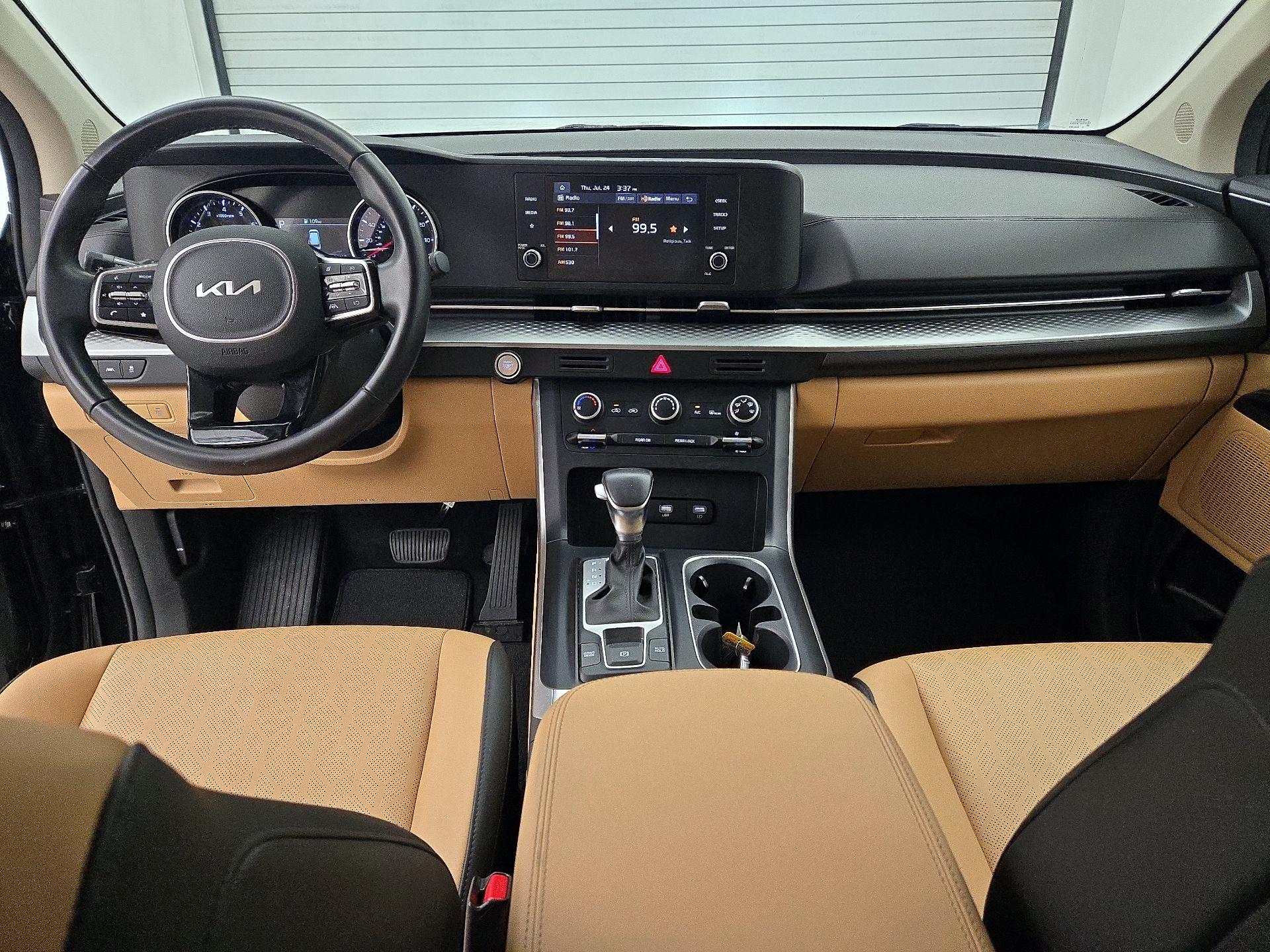 Thumbnail: 2024 Kia Carnival - 9