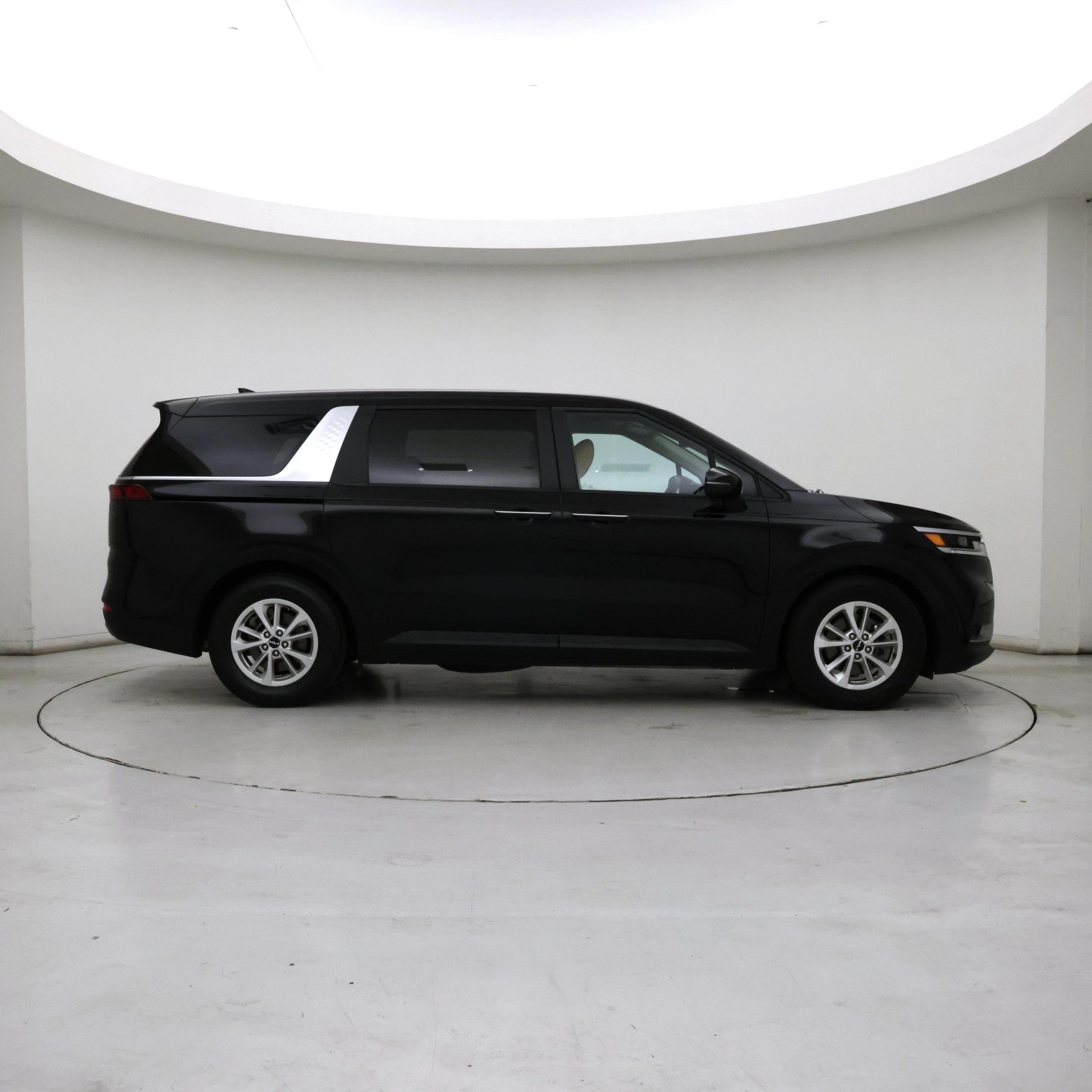 Thumbnail: 2024 Kia Carnival - 7