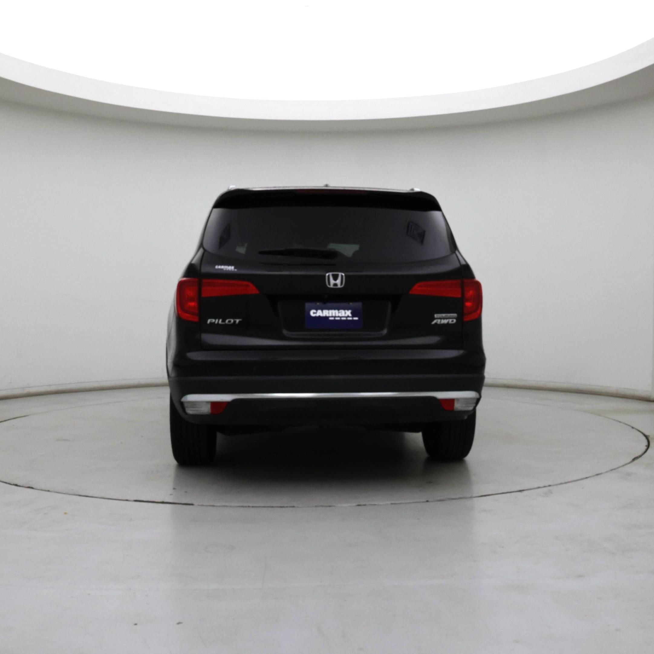 Thumbnail: 2017 Honda Pilot - 6