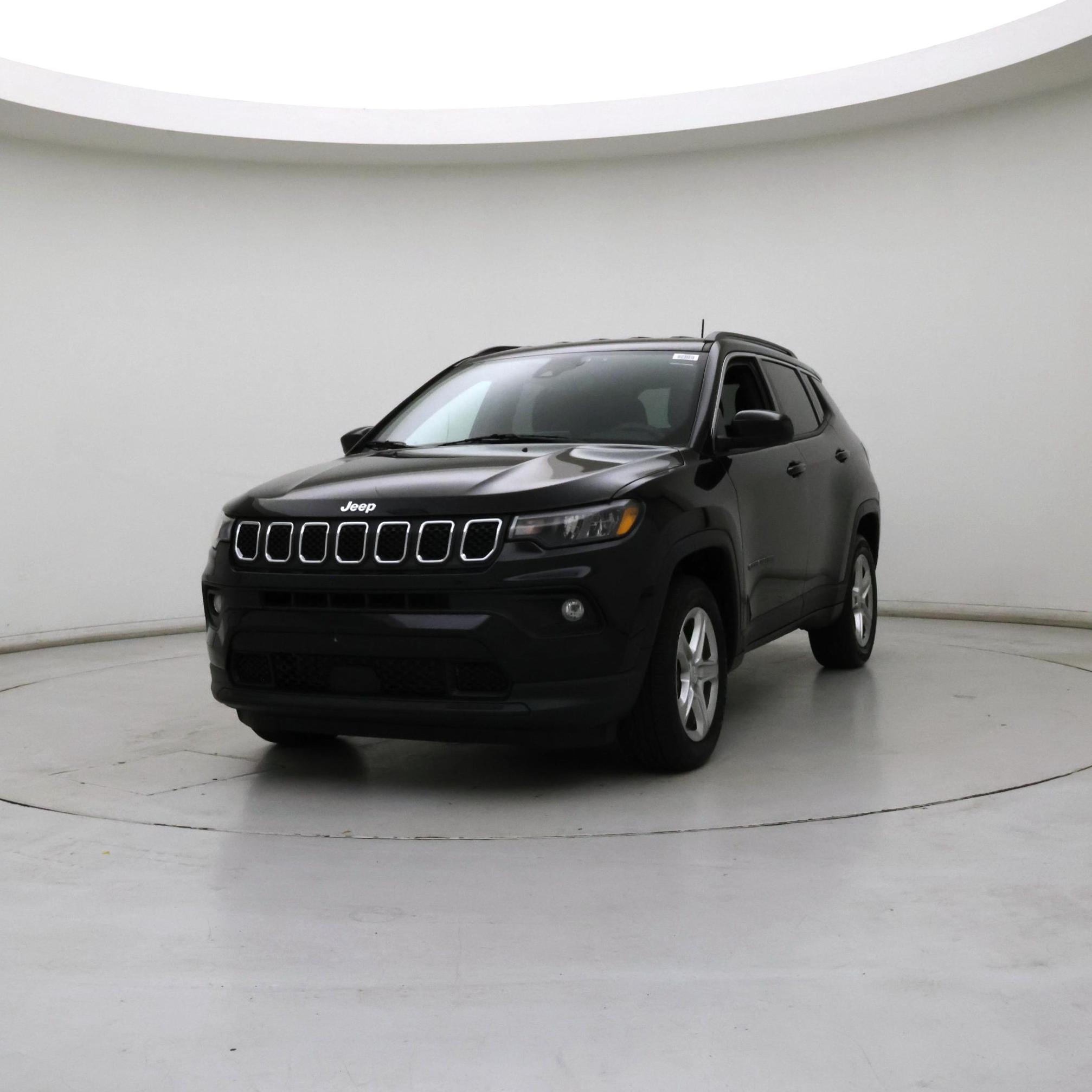 Thumbnail: 2023 Jeep Compass - 4