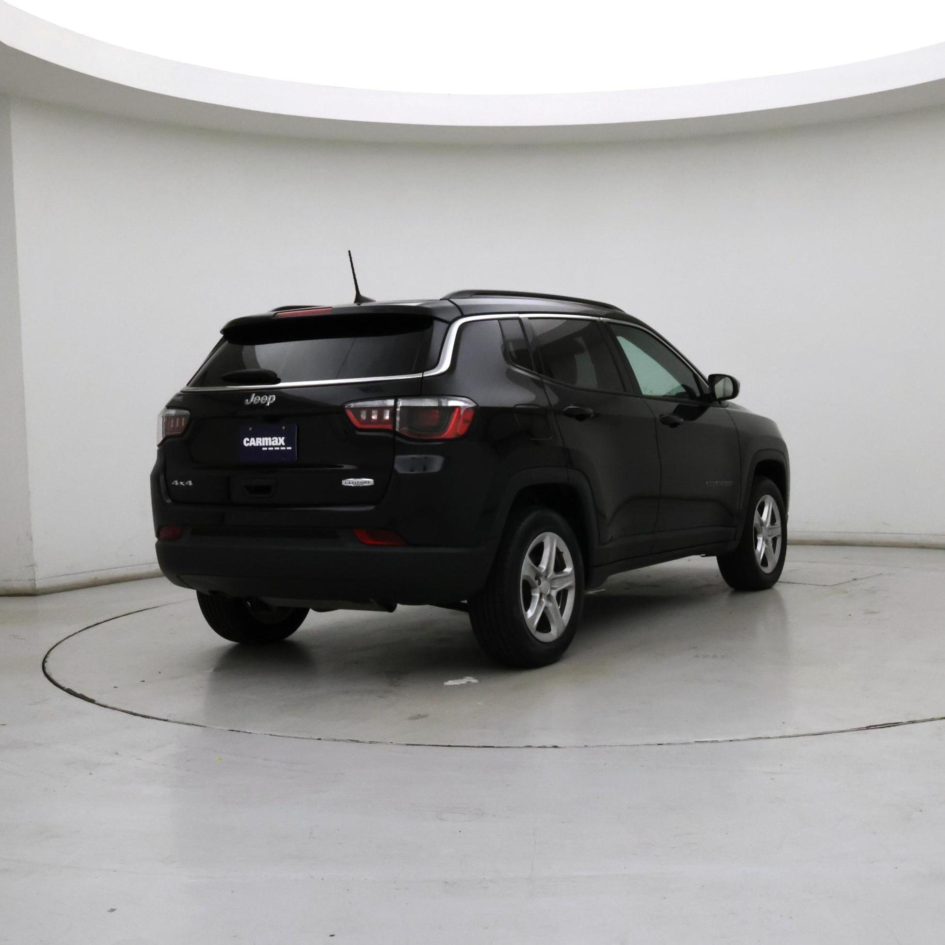 Thumbnail: 2023 Jeep Compass - 8