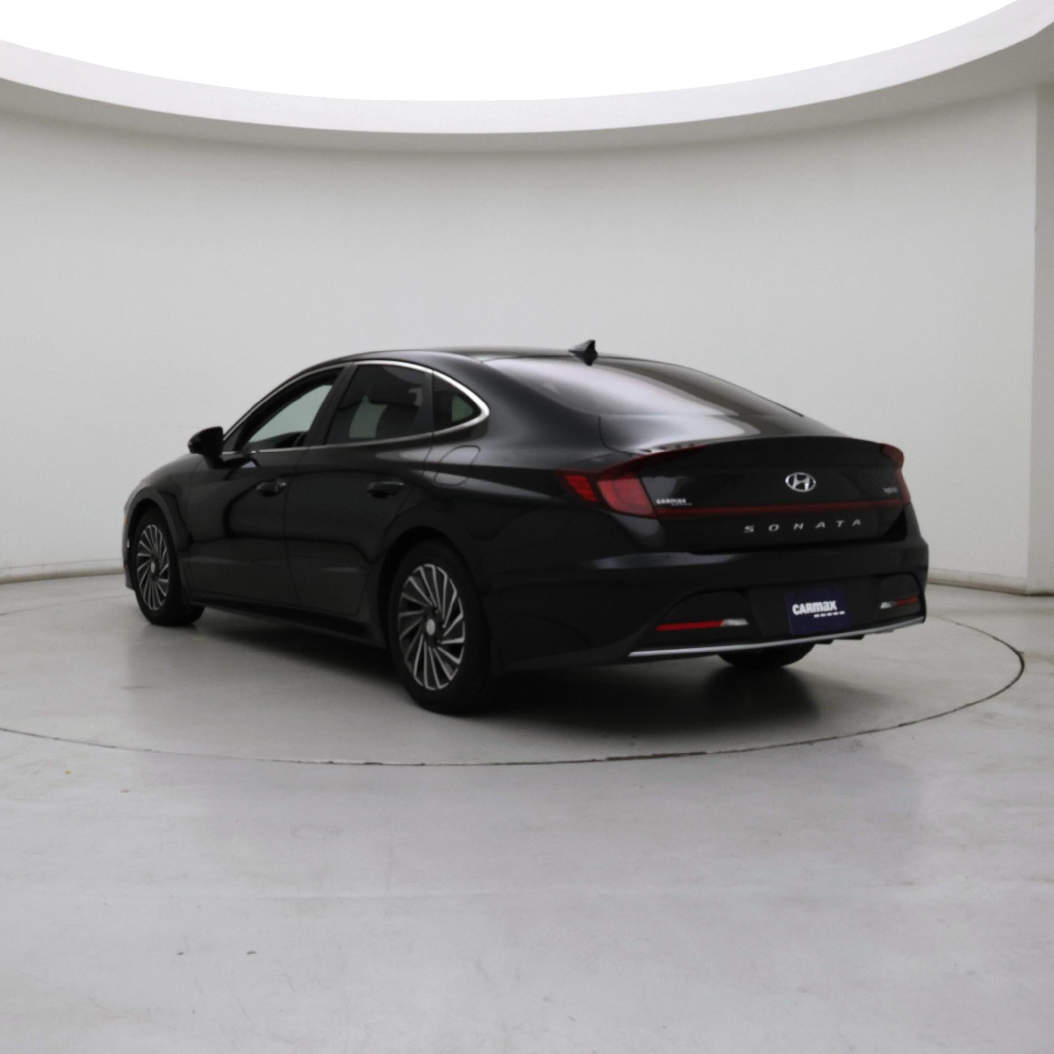 Thumbnail: 2022 Hyundai Sonata - 2