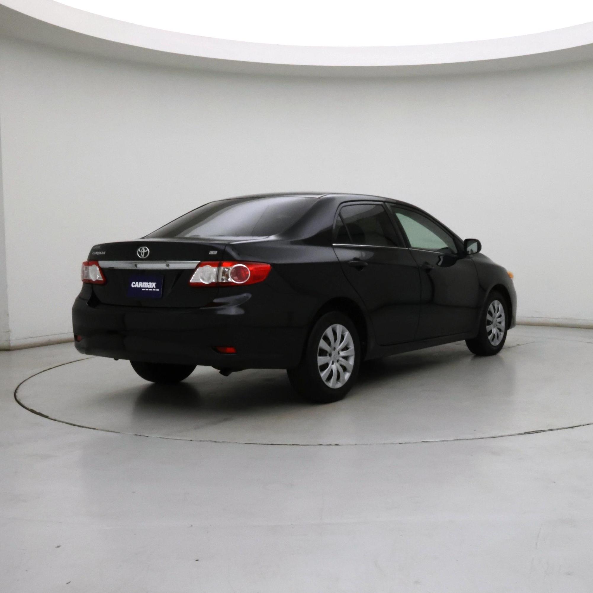 Thumbnail: 2013 Toyota Corolla - 8