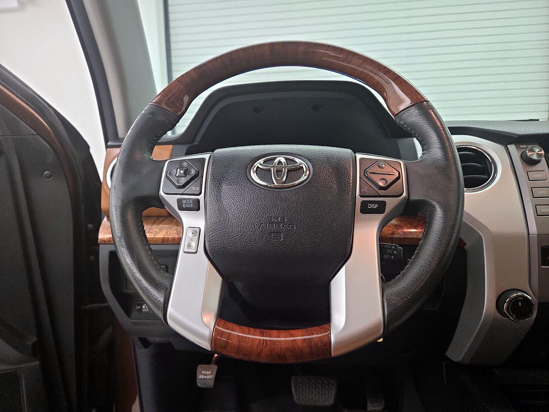 Thumbnail: 2017 Toyota Tundra - 10