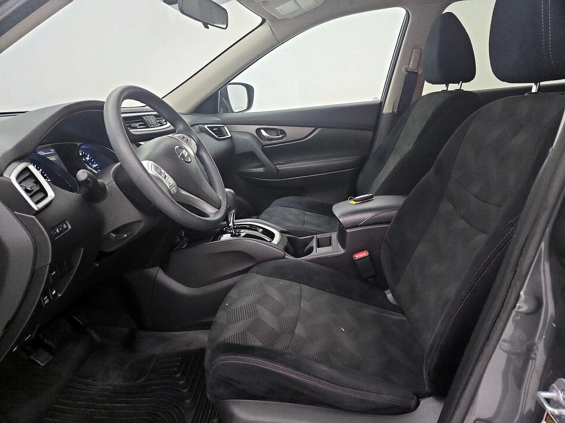 Thumbnail: 2015 Nissan Rogue - 11