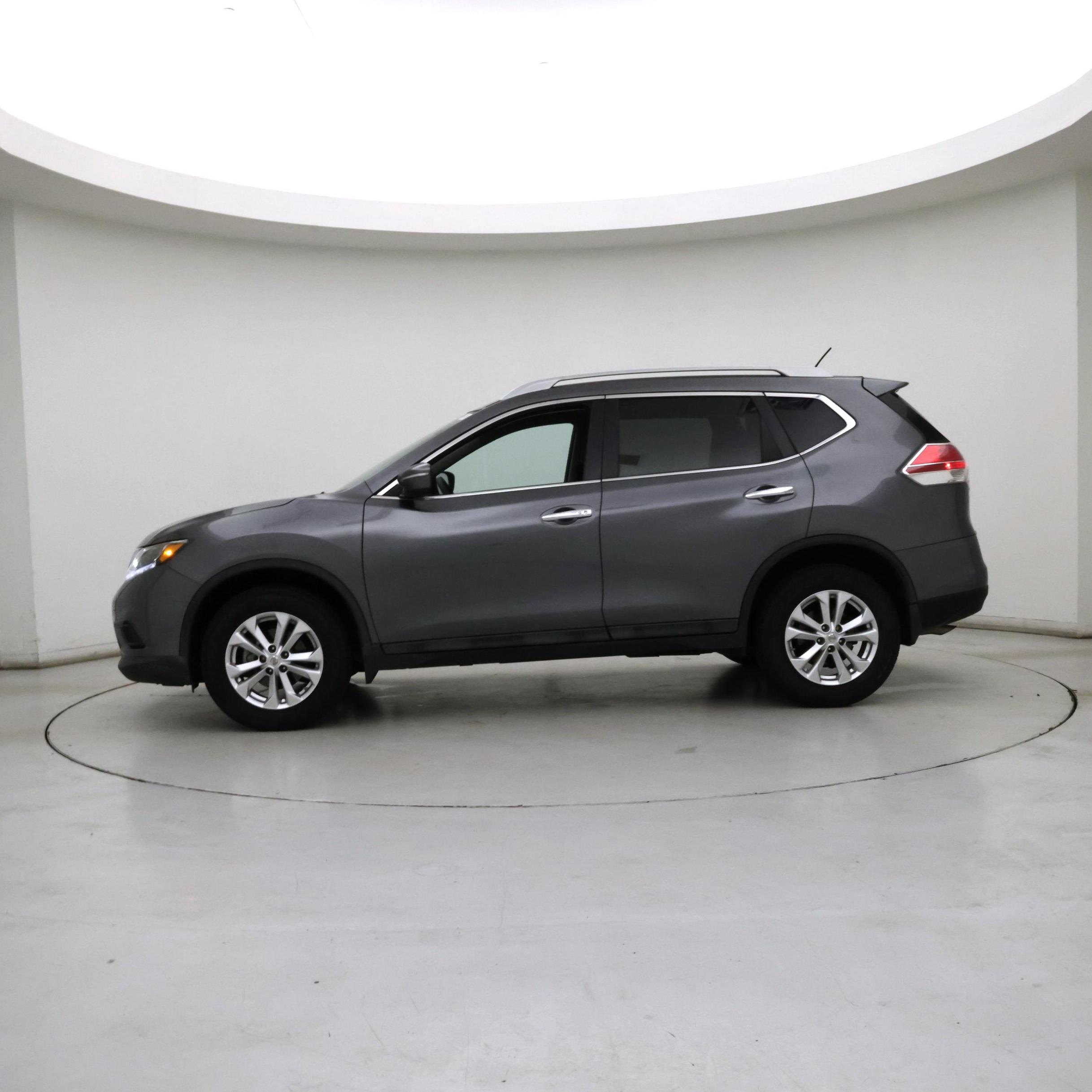 Thumbnail: 2015 Nissan Rogue - 3