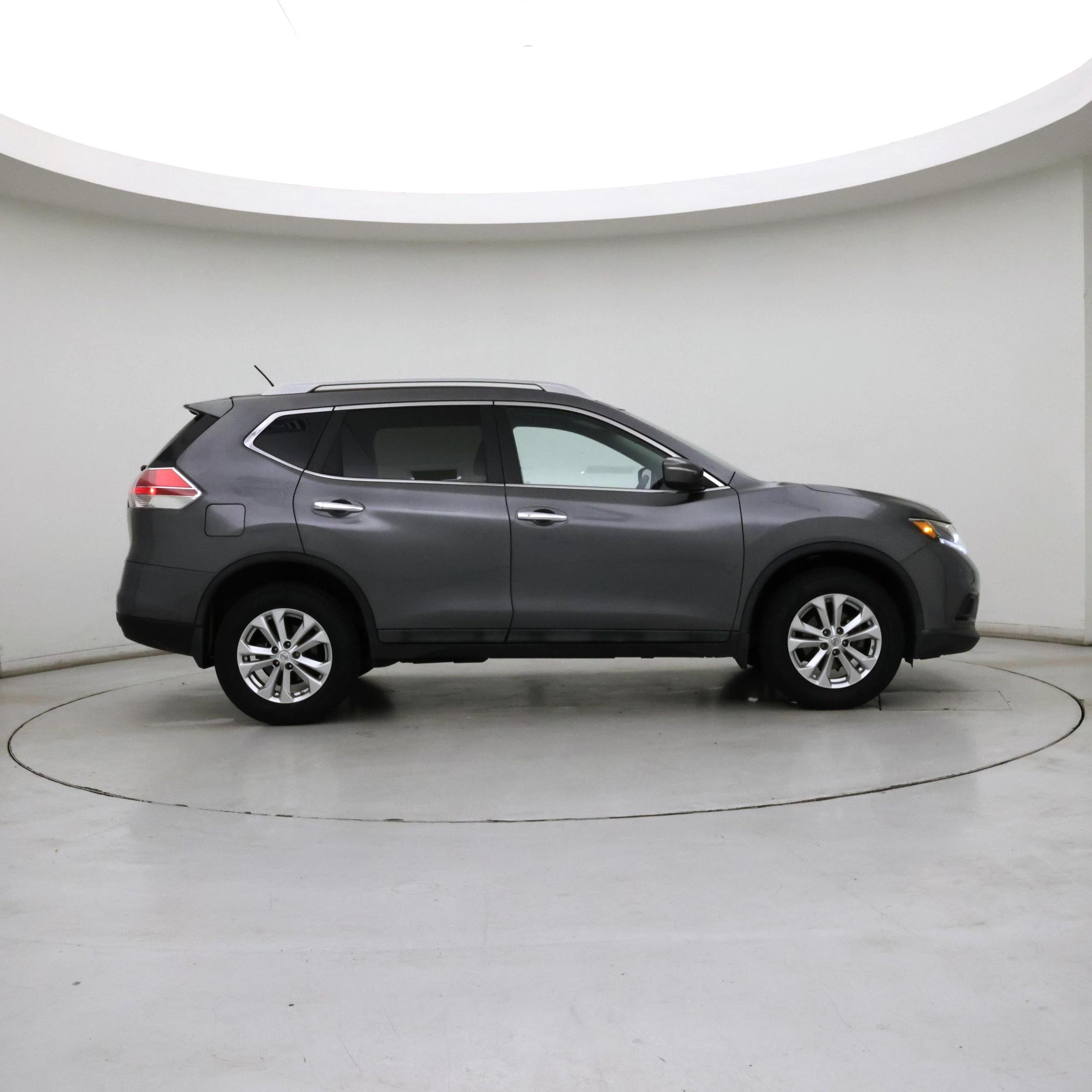 Thumbnail: 2015 Nissan Rogue - 7