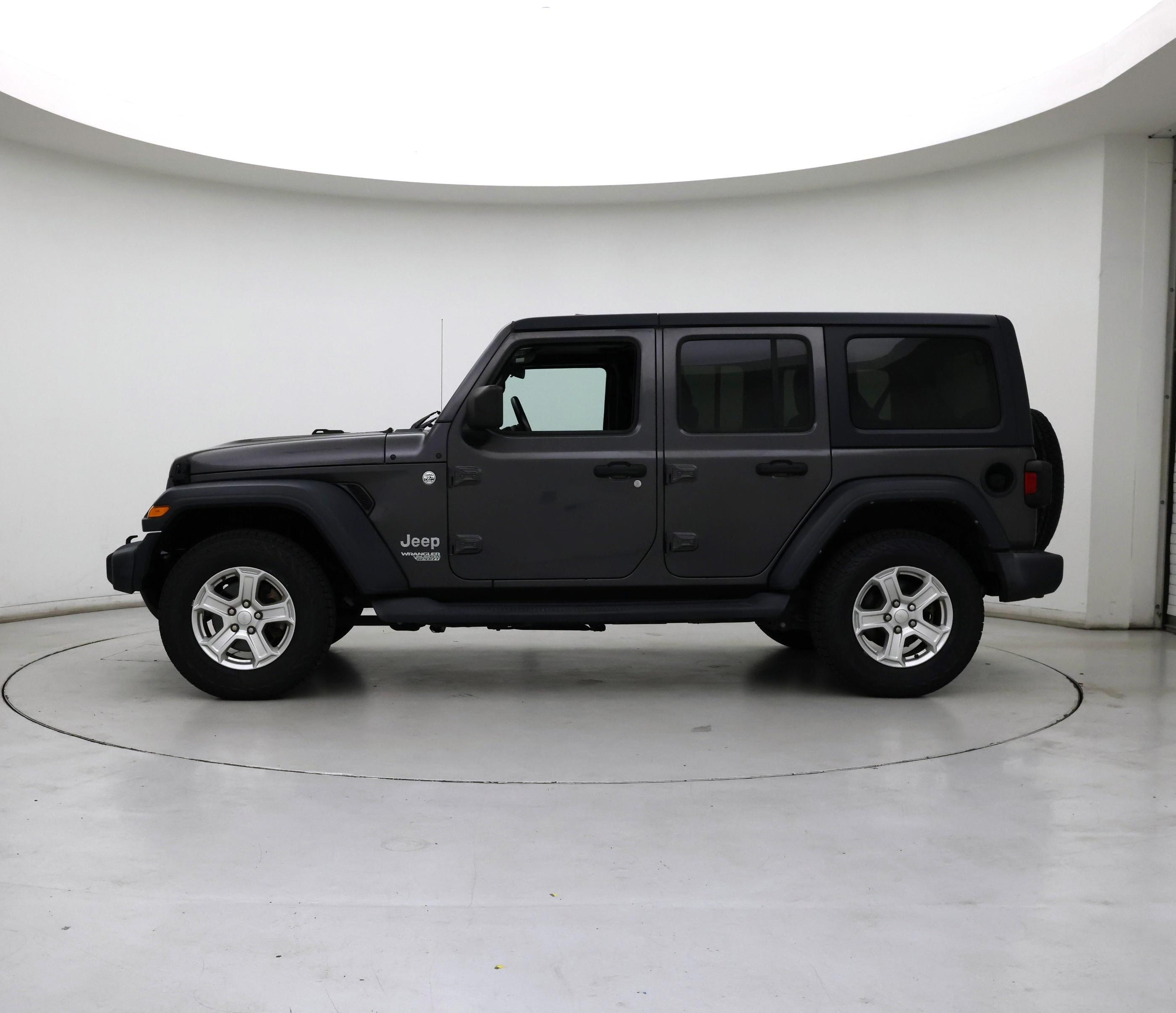 Thumbnail: 2018 Jeep Wrangler - 3