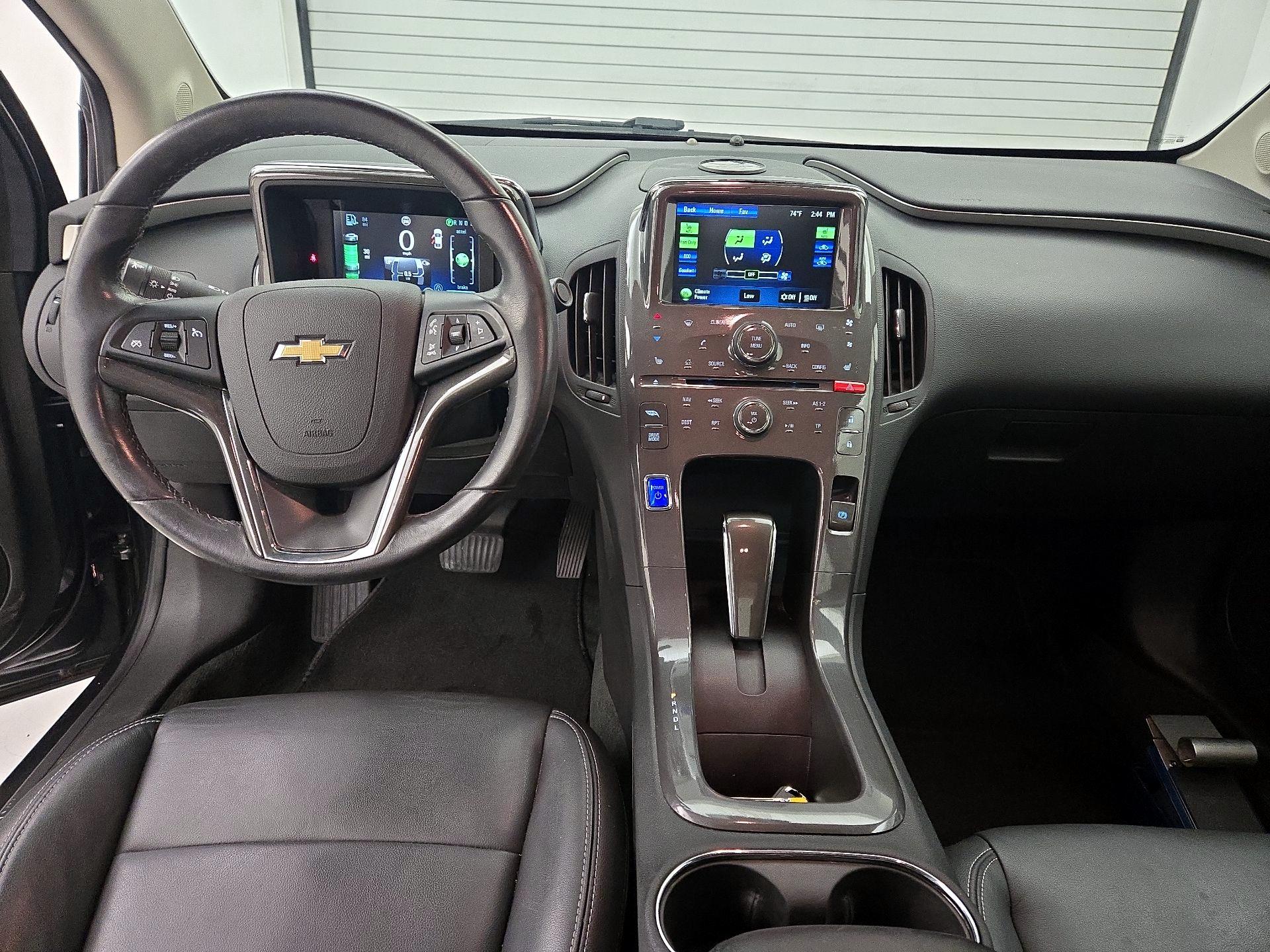 Thumbnail: 2015 Chevrolet Volt - 9