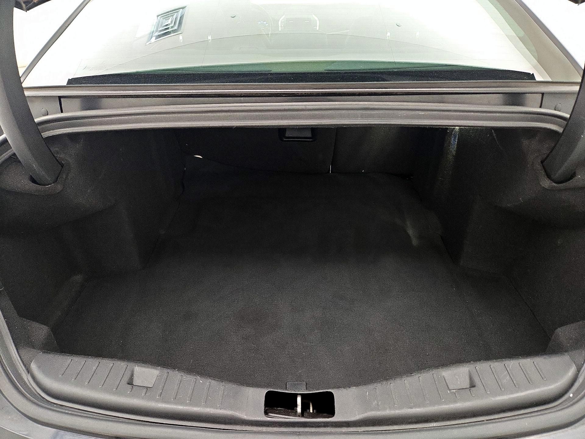 Thumbnail: 2016 Lincoln MKZ - 20