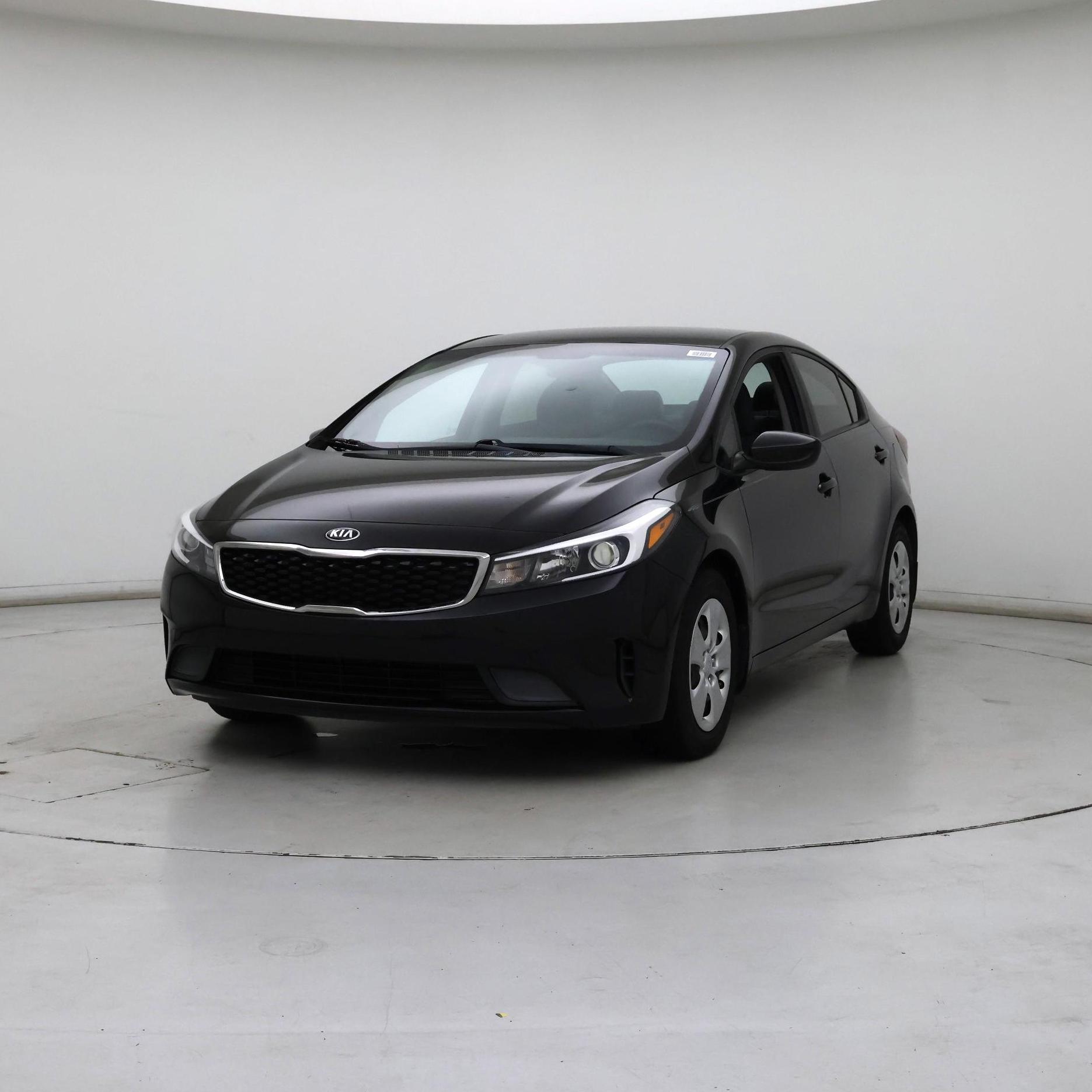 Thumbnail: 2017 Kia Forte - 4