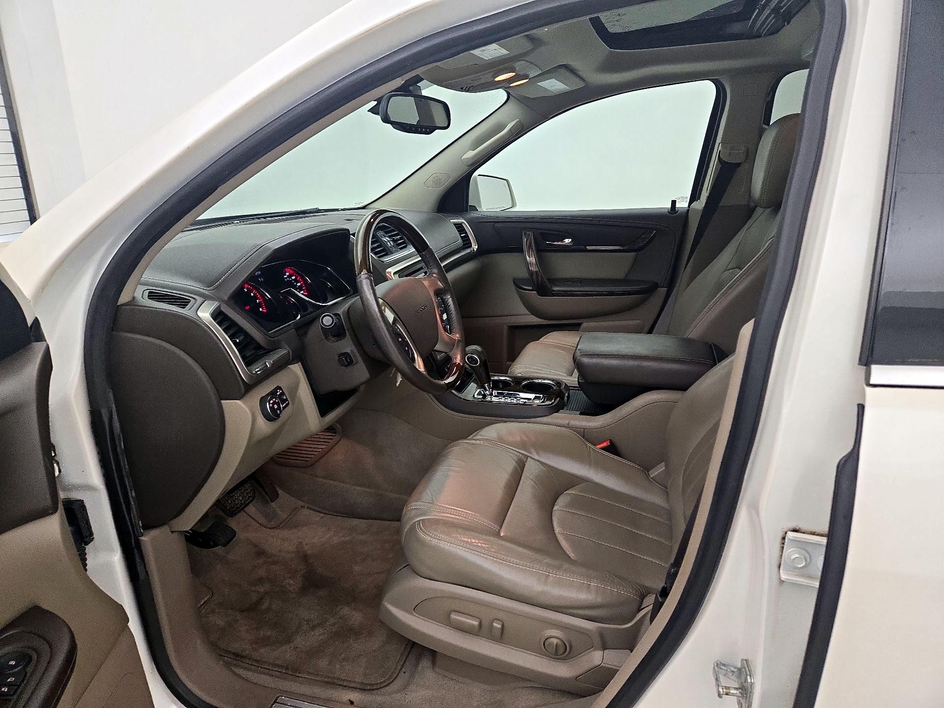 Thumbnail: 2015 GMC Acadia - 11