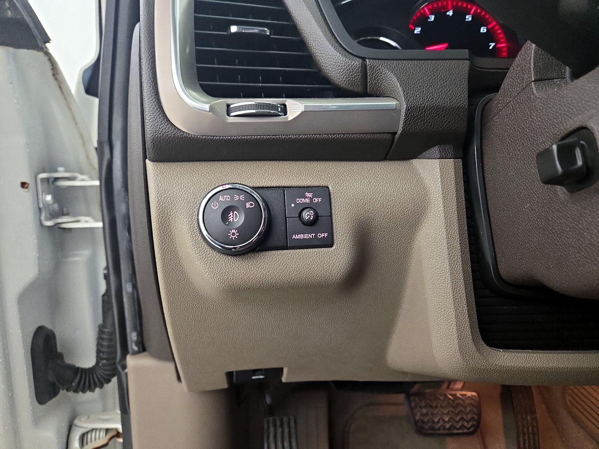 Thumbnail: 2015 GMC Acadia - 13