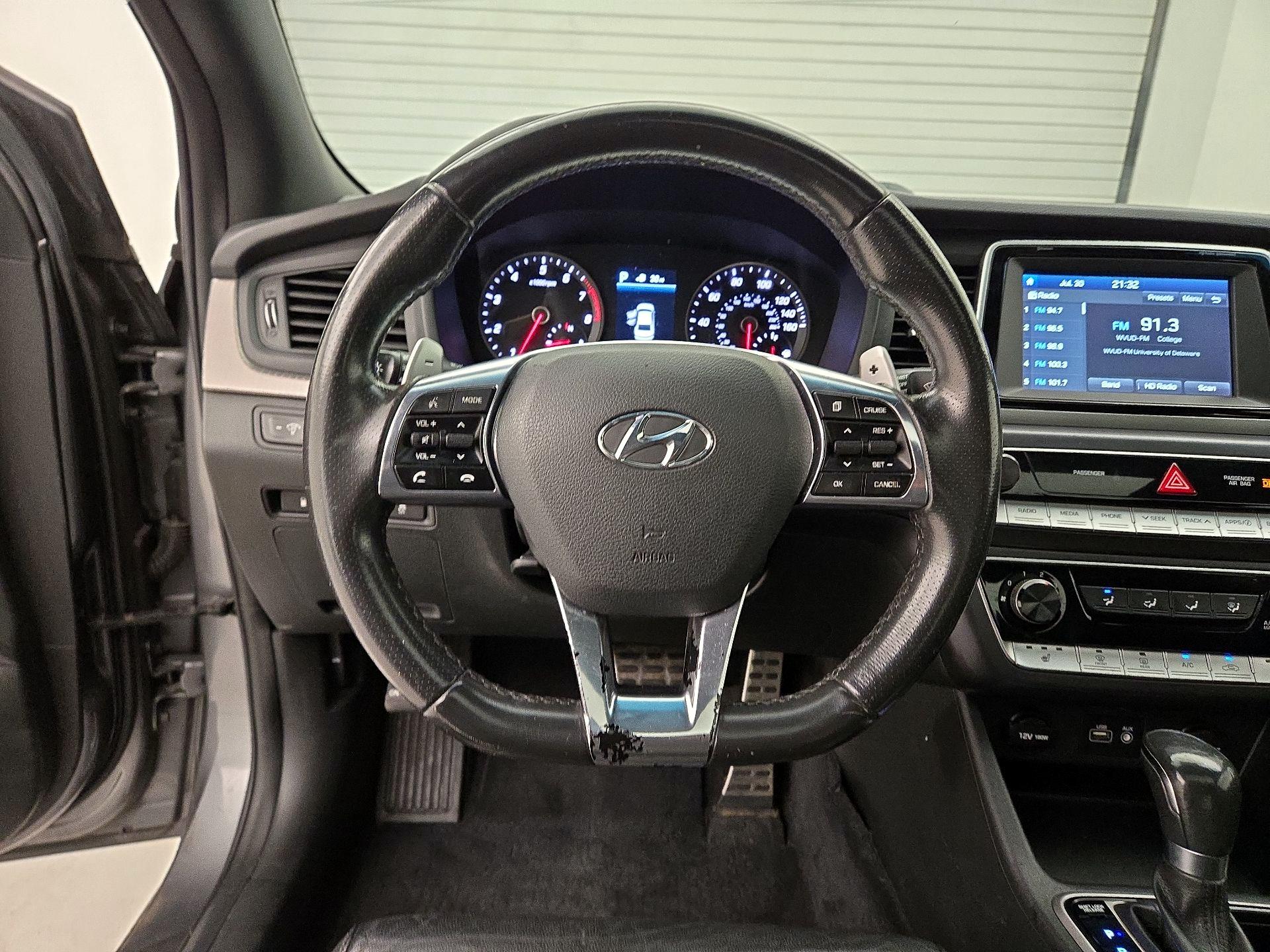 Thumbnail: 2018 Hyundai Sonata - 10