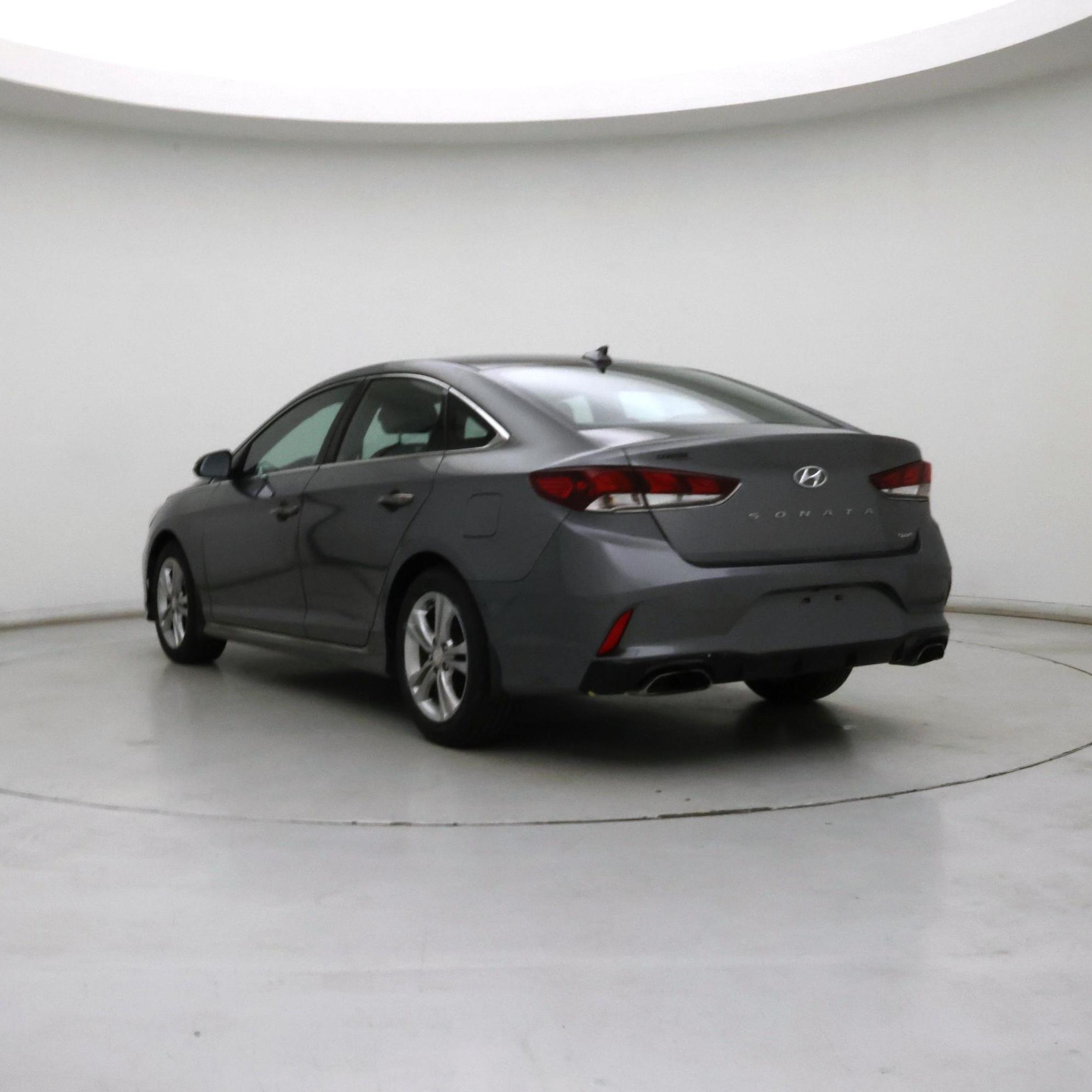 Thumbnail: 2018 Hyundai Sonata - 2
