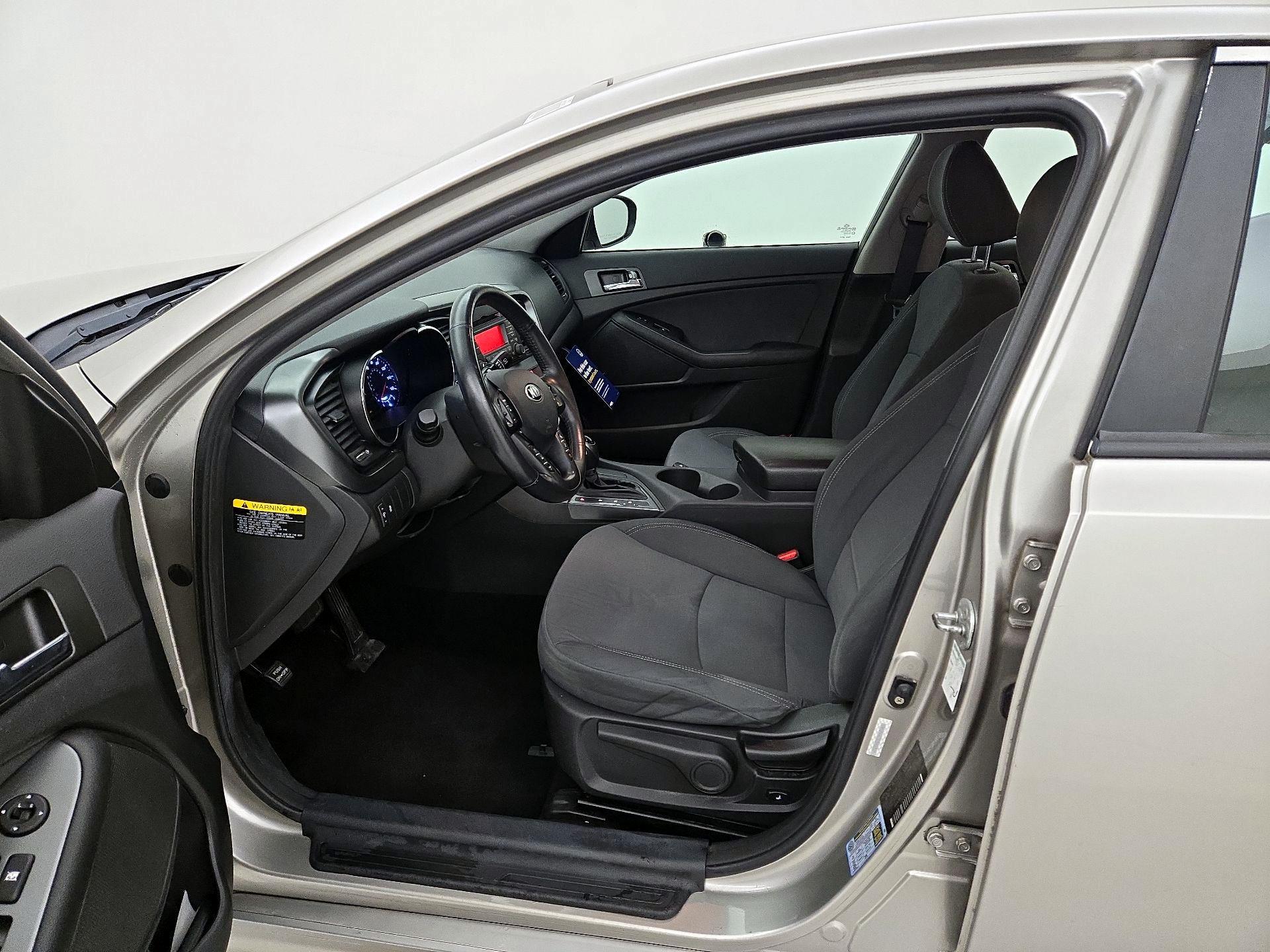 Thumbnail: 2013 Kia Optima - 11