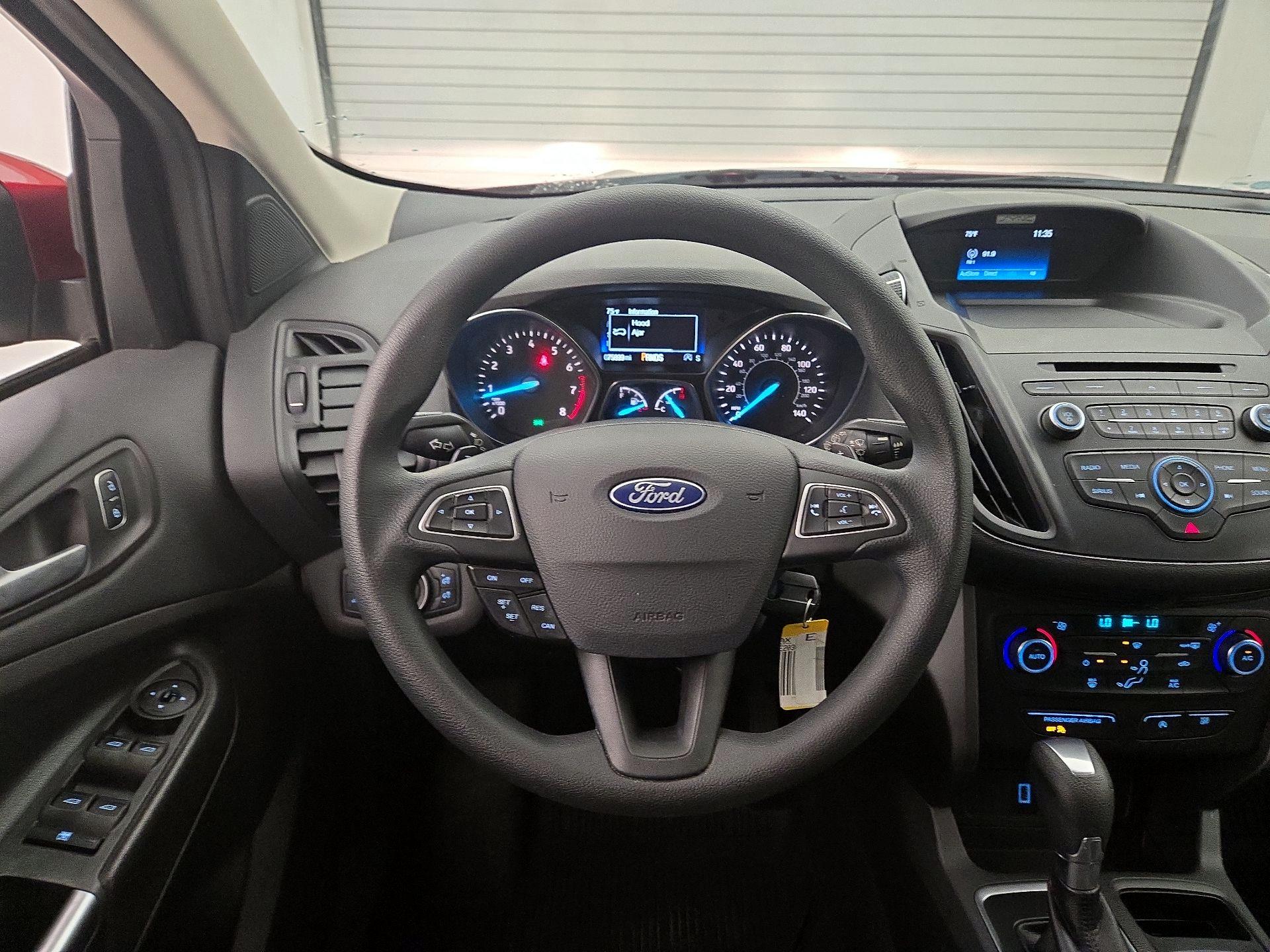 Thumbnail: 2017 Ford Escape - 10