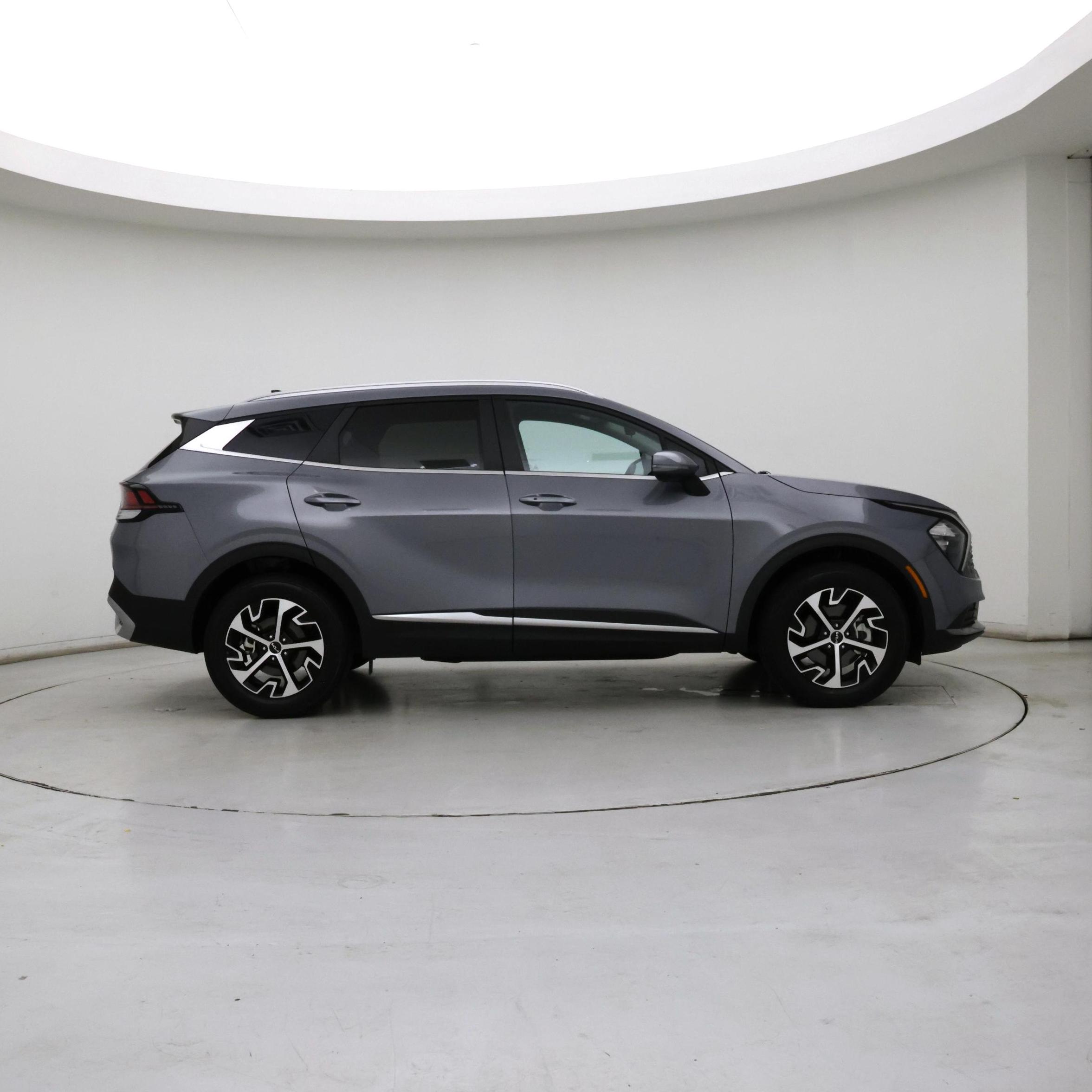 Thumbnail: 2023 Kia Sportage - 7