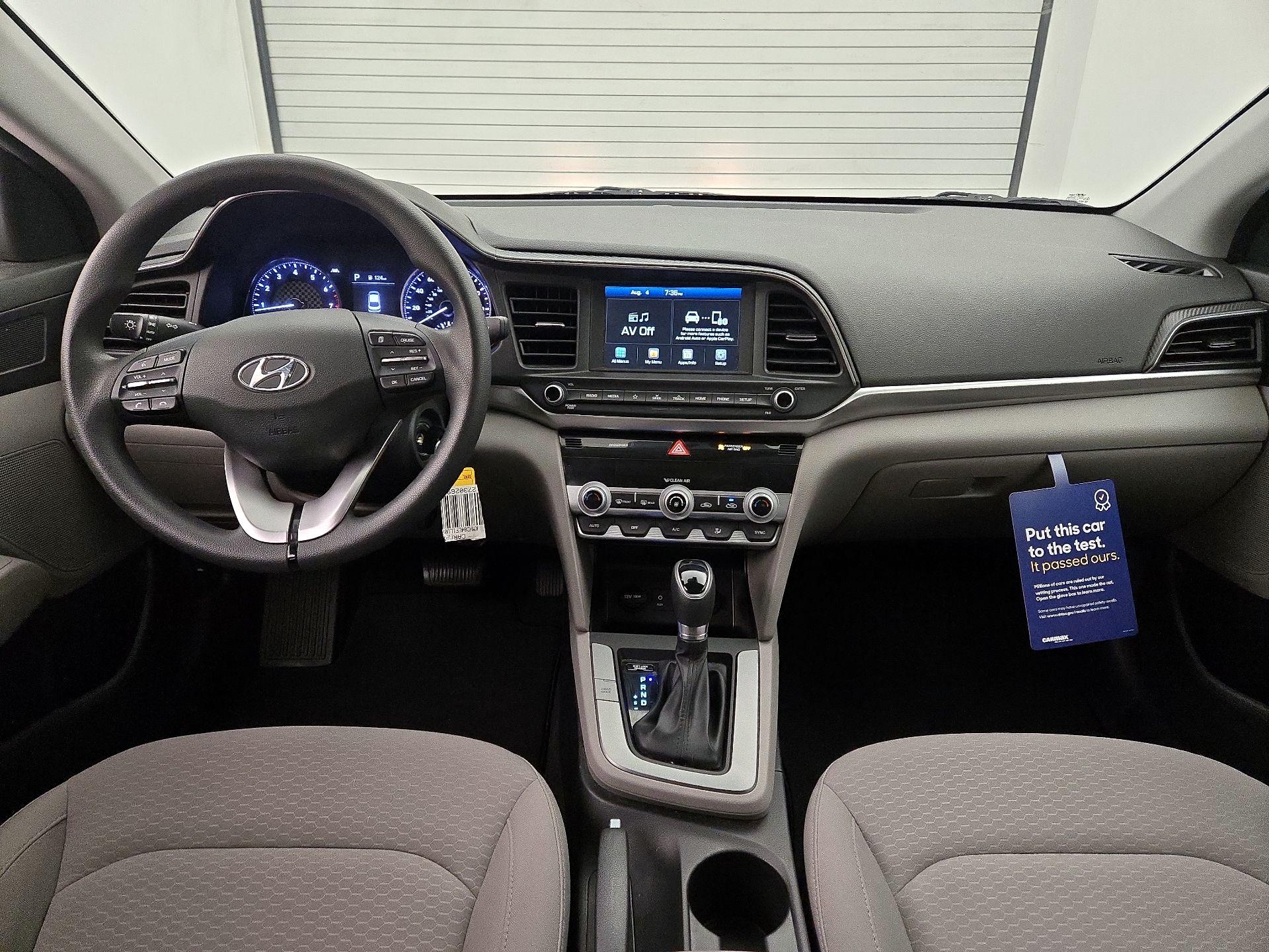 Thumbnail: 2020 Hyundai Elantra - 9