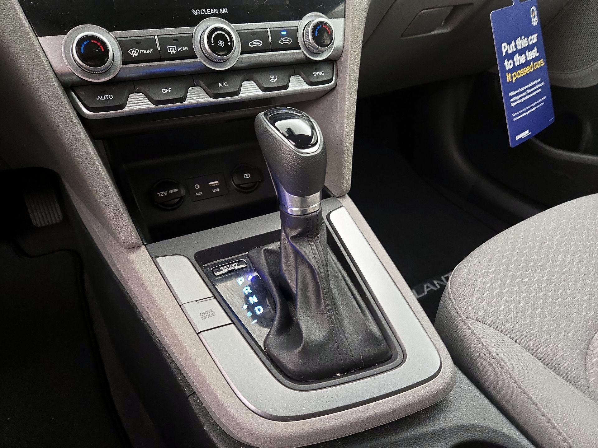 Thumbnail: 2020 Hyundai Elantra - 17