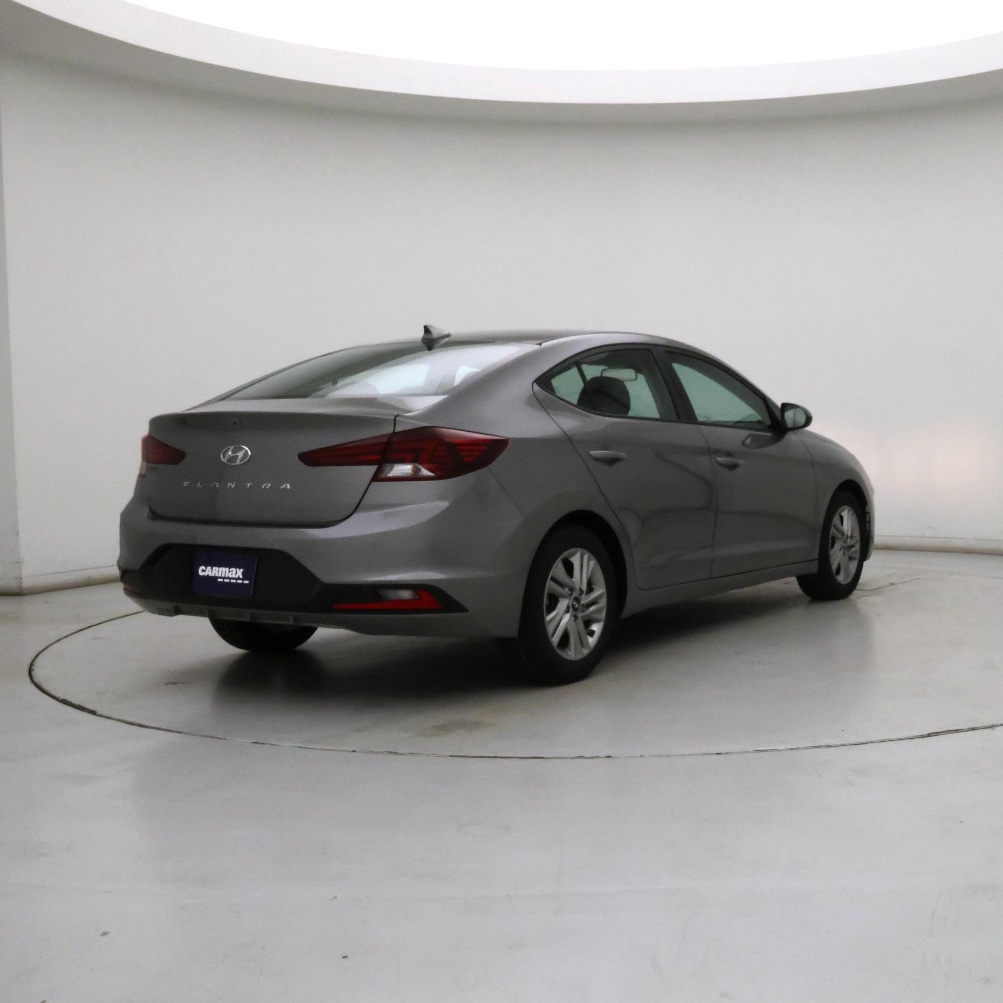 Thumbnail: 2020 Hyundai Elantra - 8