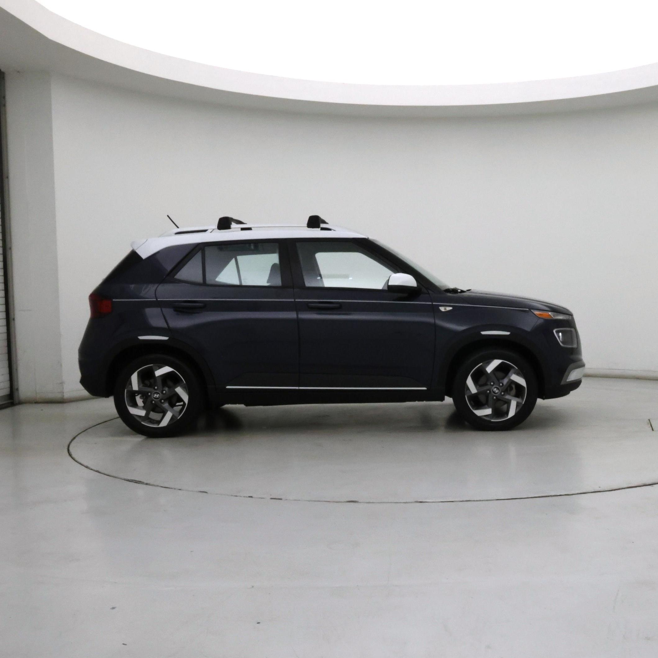 Thumbnail: 2024 Hyundai Venue - 7
