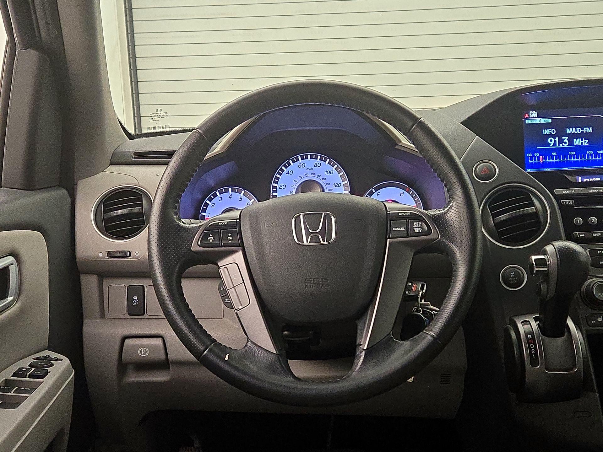 Thumbnail: 2015 Honda Pilot - 10