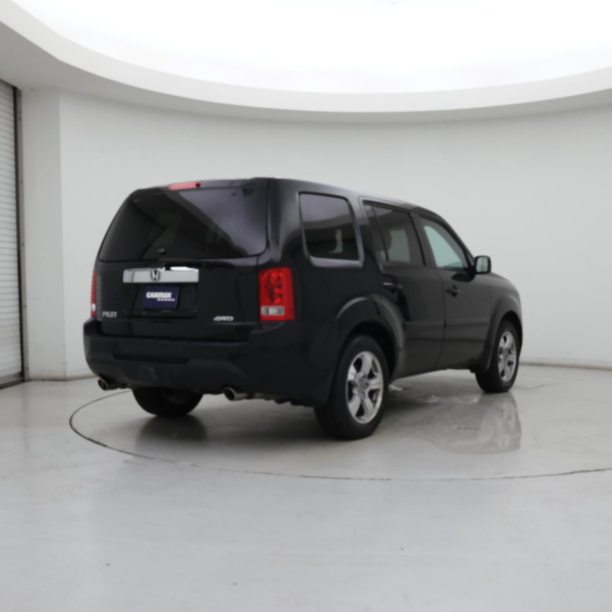 Thumbnail: 2015 Honda Pilot - 8